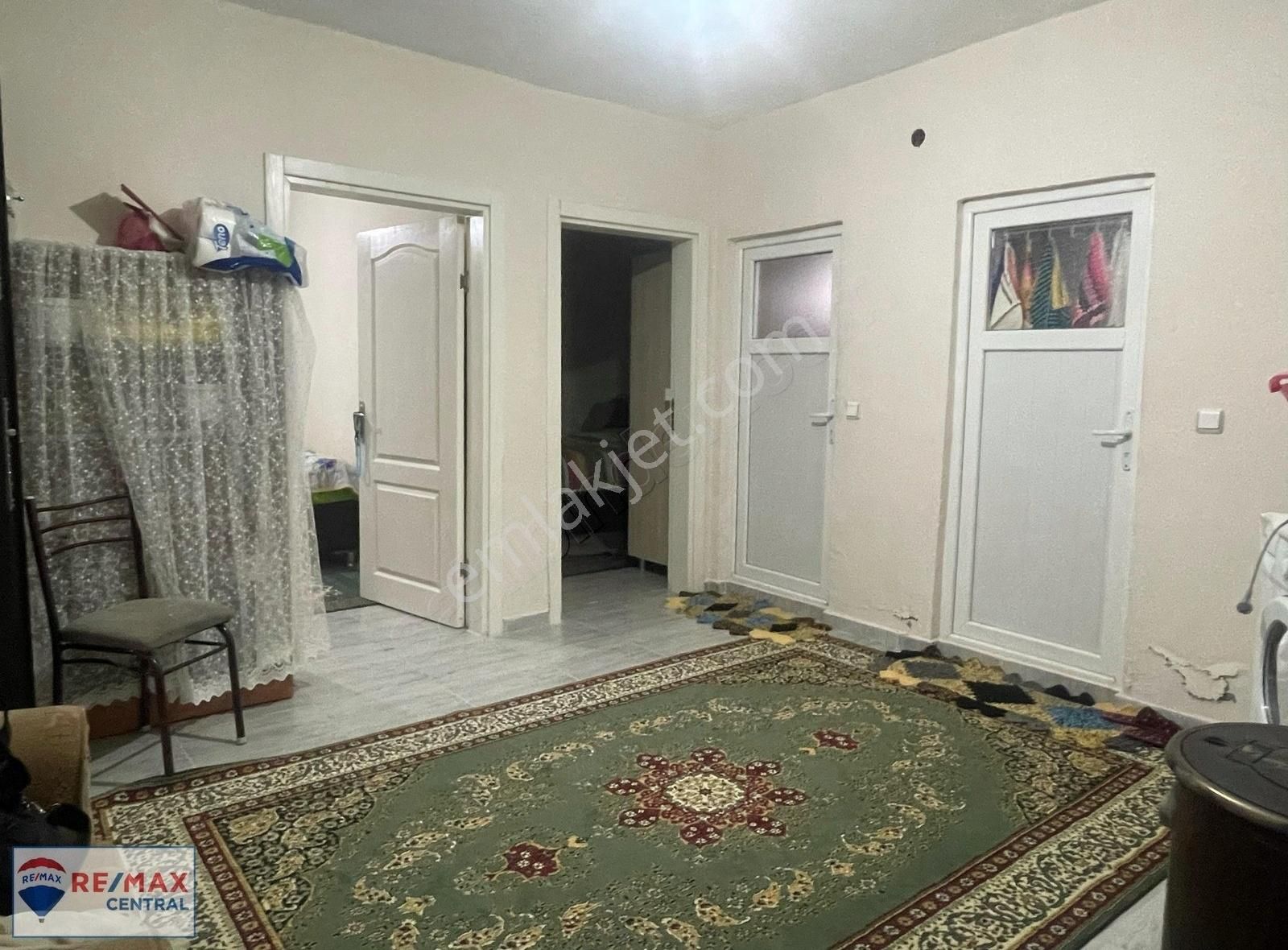 Remax Central'dan Zara'da Ful Eşyalı Satılık Çiftlik Evi - Görsel 24