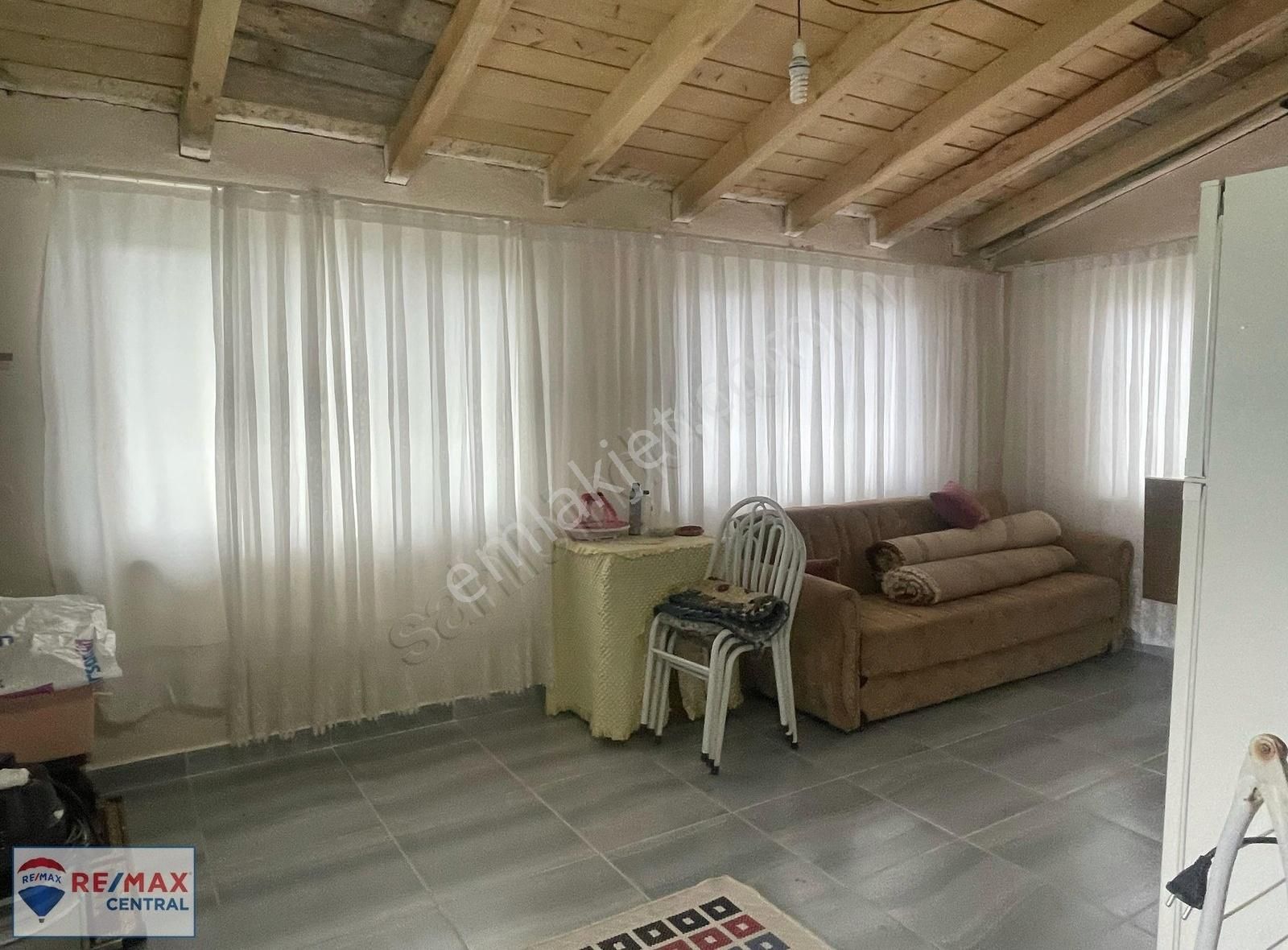 Remax Central'dan Zara'da Ful Eşyalı Satılık Çiftlik Evi - Görsel 16