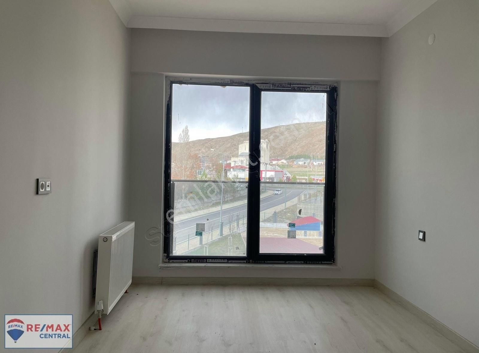 Remax Central'dan Zara Ekici Rezidans'ta Satılık 3+1 - Görsel 13
