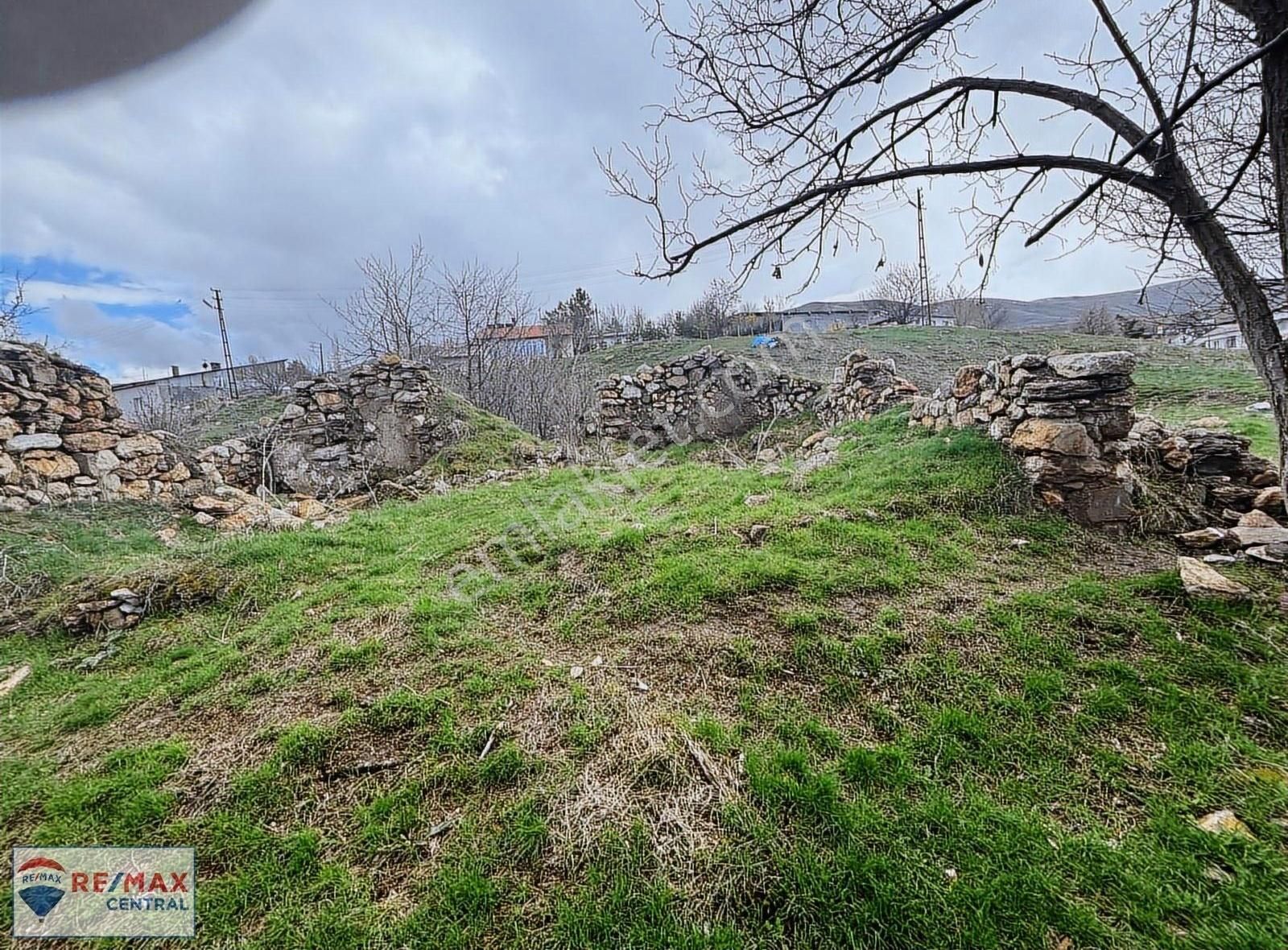 Remax Centralden Satılık 4 Kat İmarlı Arsa - Görsel 4