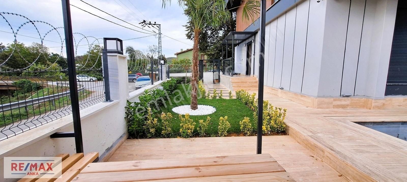 Doğa İle İç İçe Akıllı Ev Sistemi Müstakil Havuzlu Modern Villa - Görsel 30