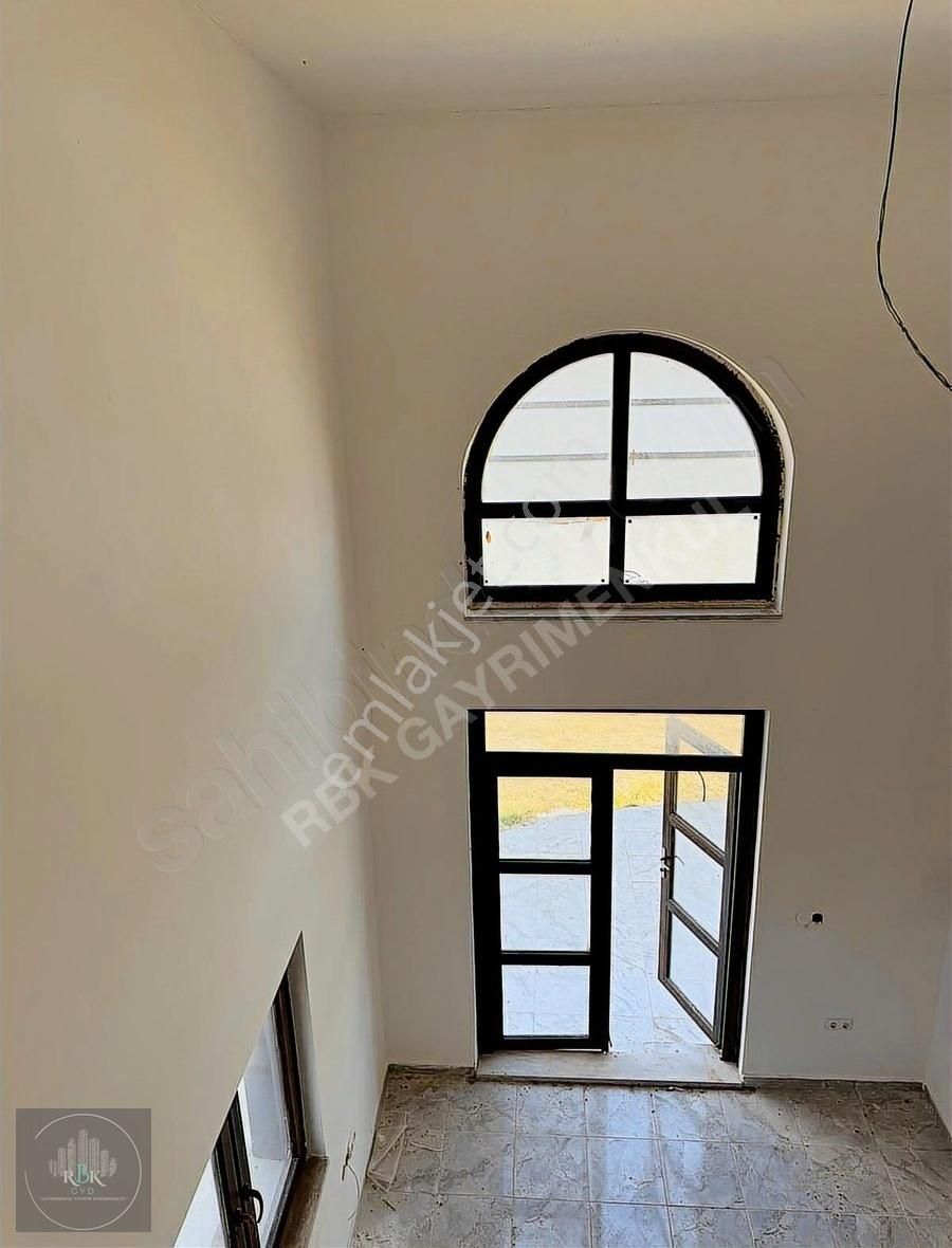 Manavgat Claudıus Park Sitesinde Havuzlu Fırsat Villa - Görsel 4