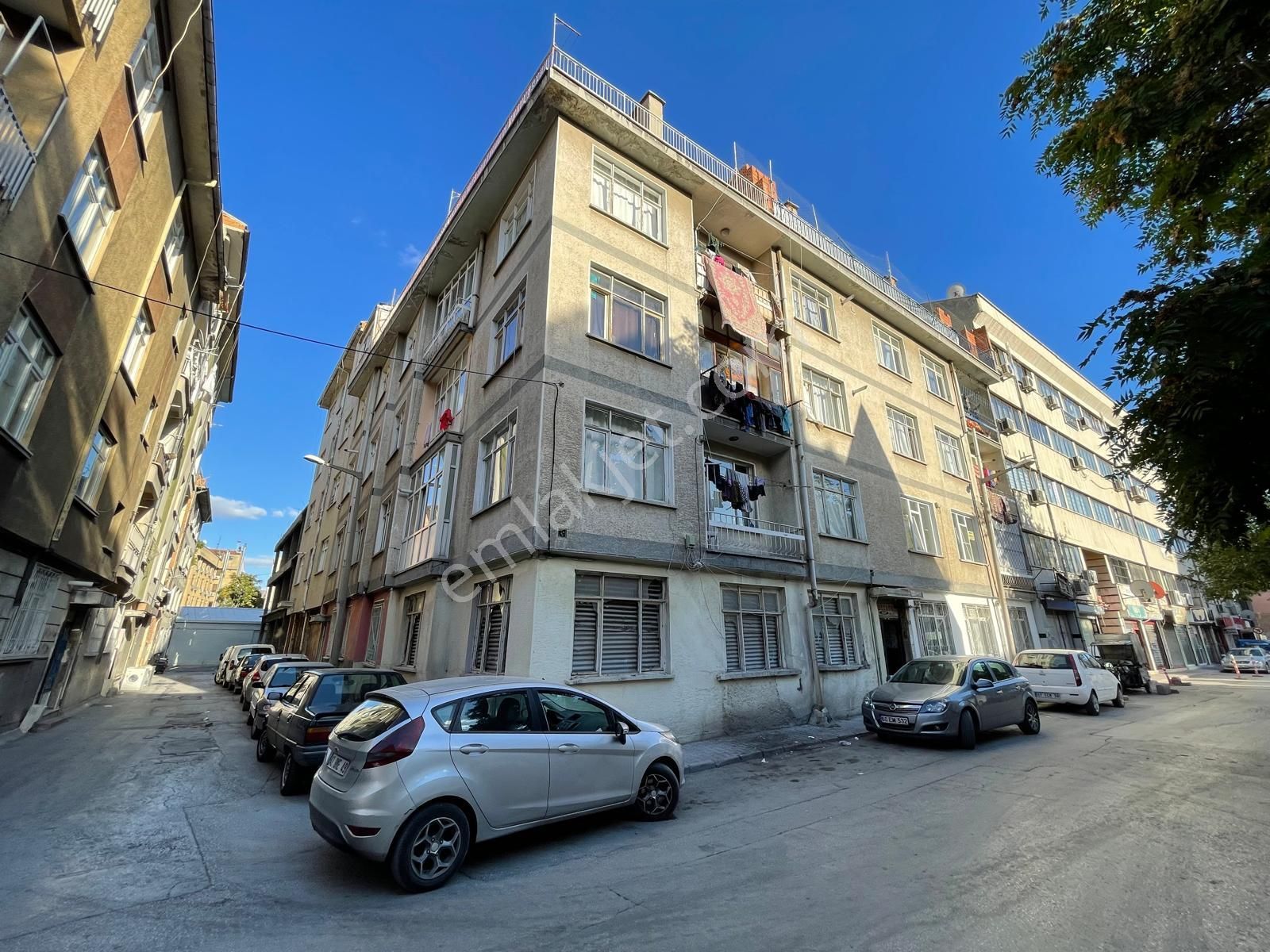 Yatırımlık Fırsat! Şemsi Tebrizi’nde Satılık Ferah 3+1