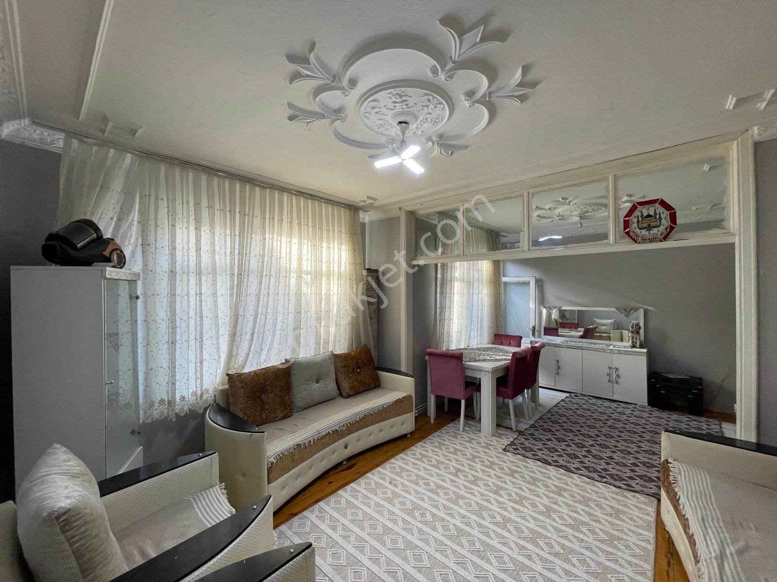 Yatırımlık Fırsat! Şemsi Tebrizi’nde Satılık Ferah 3+1 - Görsel 2