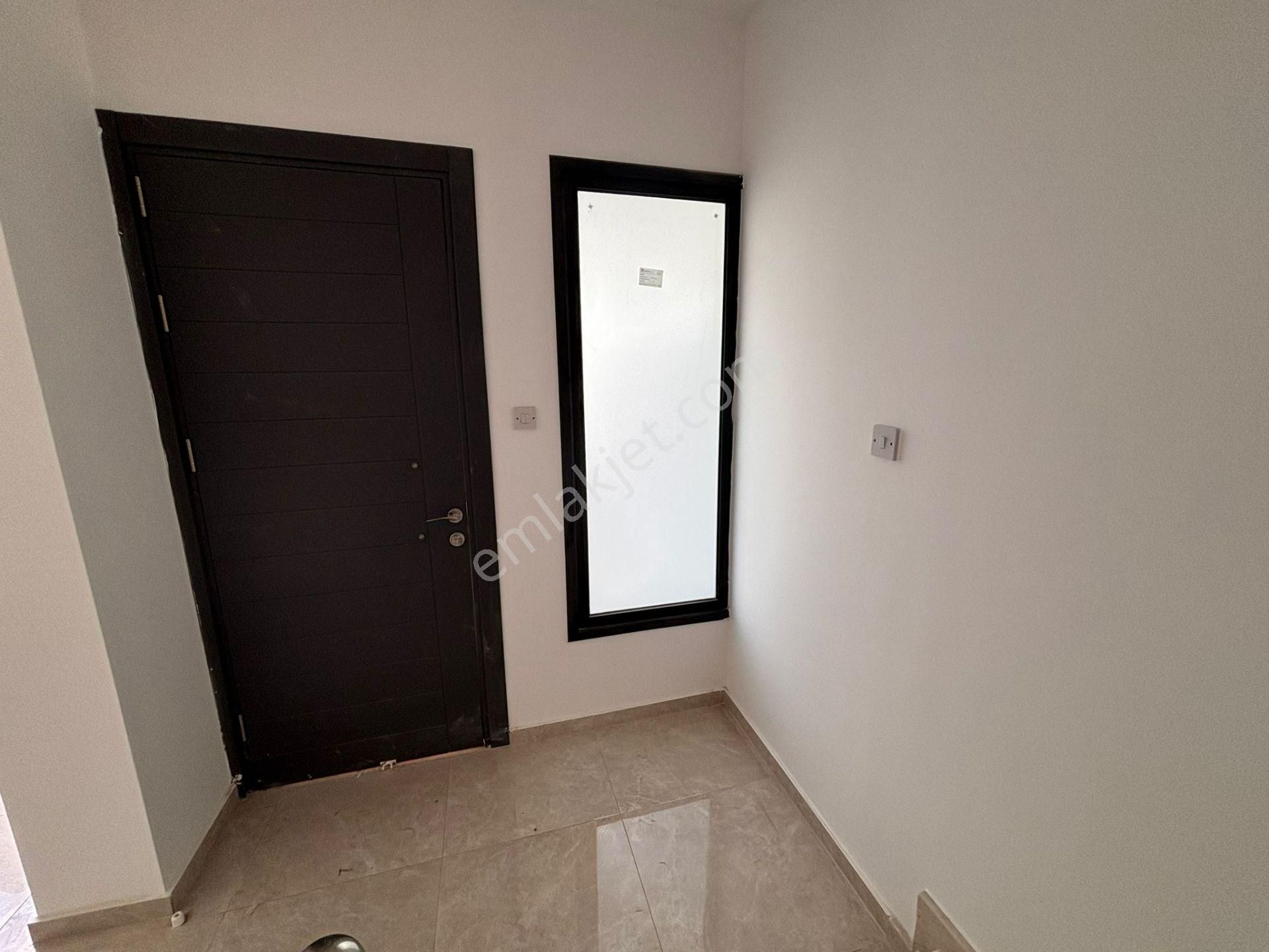 Lefkoşa Yenikent'te Türk Malı Satılık 3+1 İkiz Villalar !! - Görsel 15