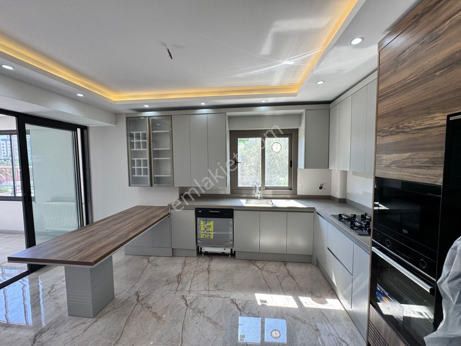 Bm"den Sayapark Civ. Sıfır Havuzlu 4+1 Giy.odalı Lüks Daire - Görsel 8