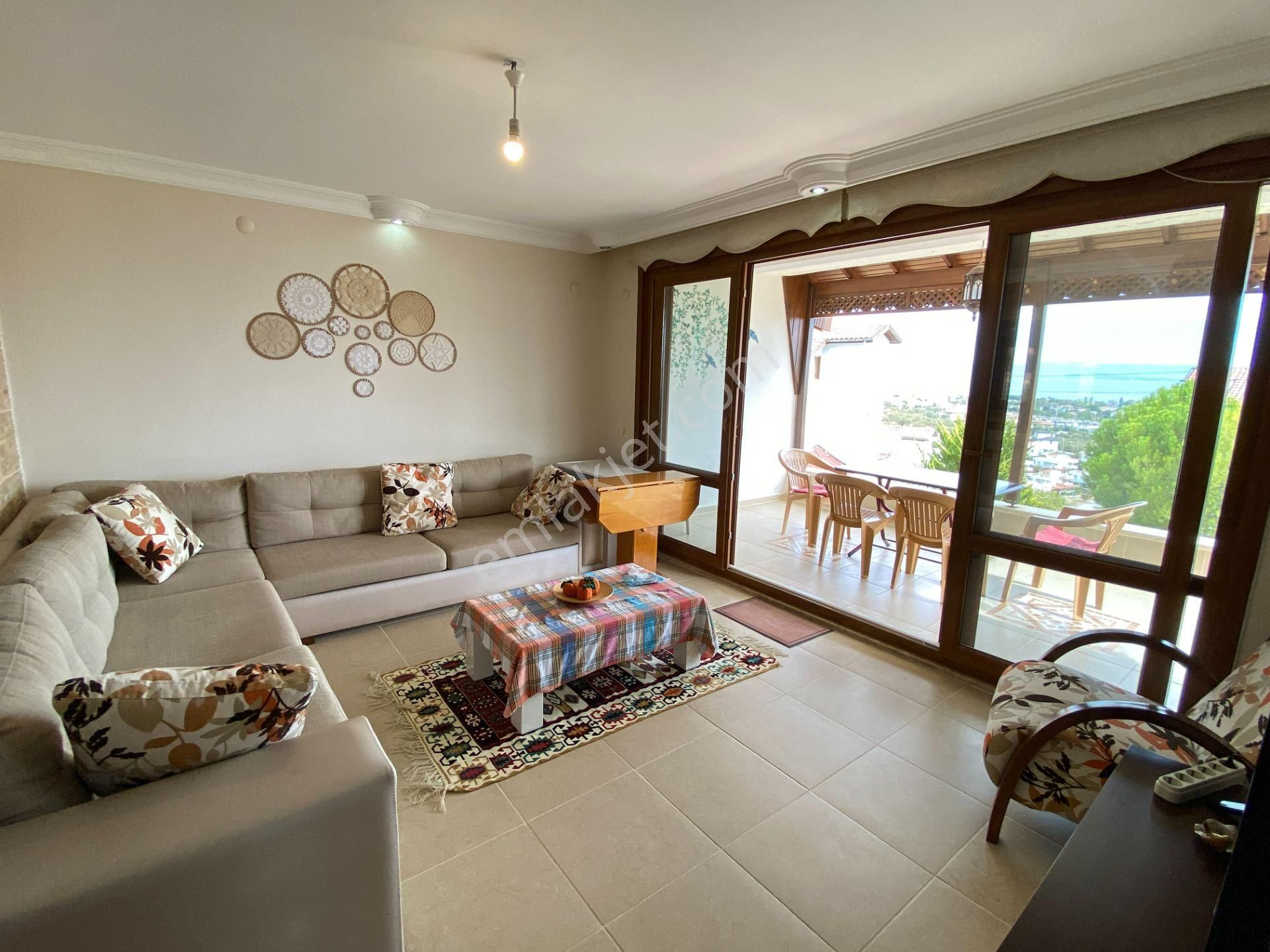 Küçükkuyu Mıhlı'da Dağ Ve Deniz Manzaralı 5+1 Satılık Villa - Görsel 21