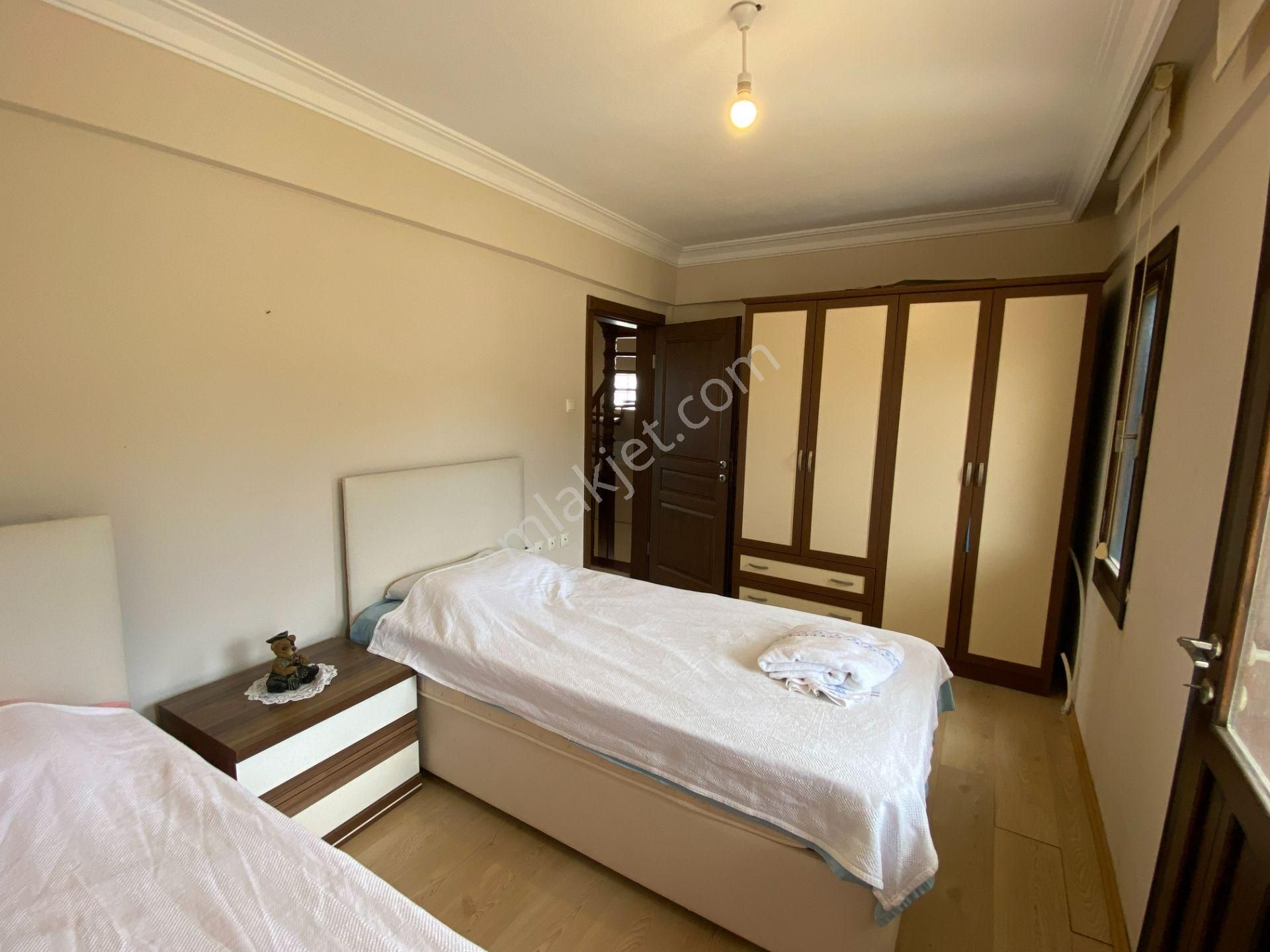 Küçükkuyu Mıhlı'da Dağ Ve Deniz Manzaralı 5+1 Satılık Villa - Görsel 17