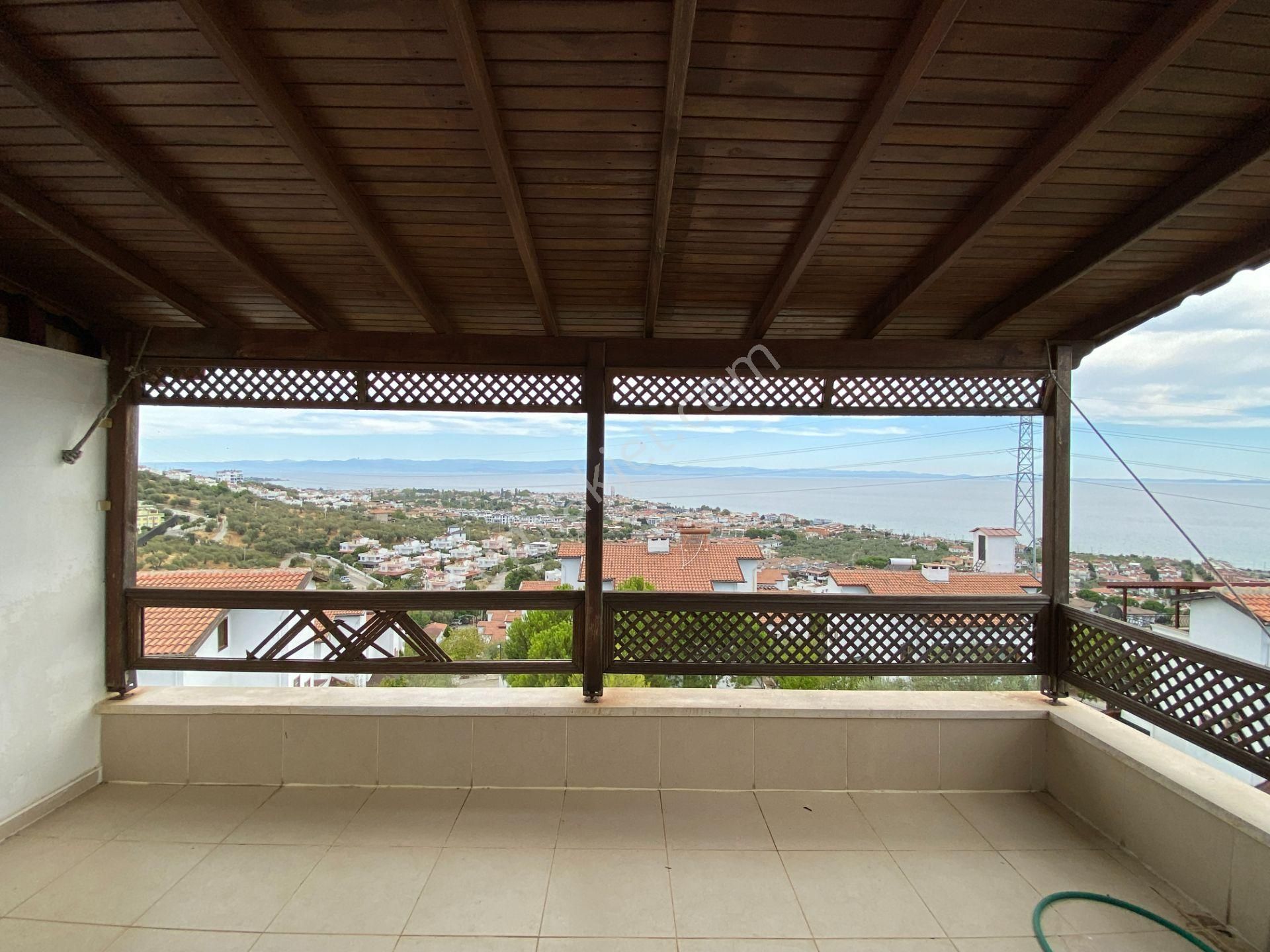 Küçükkuyu Mıhlı'da Dağ Ve Deniz Manzaralı 5+1 Satılık Villa - Görsel 10