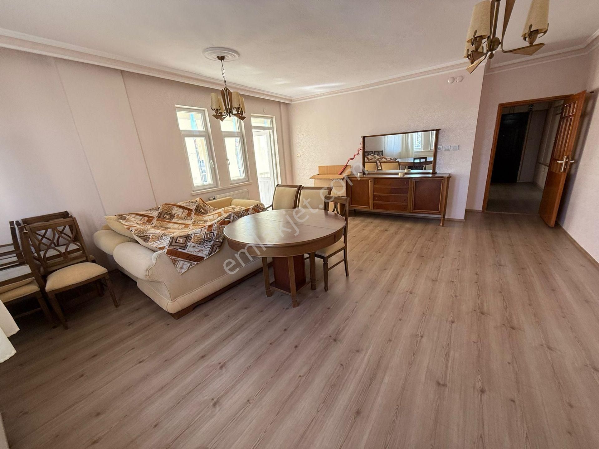 Gordion Emlak'tan Şehitlik Mahallesi 3+1 Köşebaşı Yapılı - Görsel 10