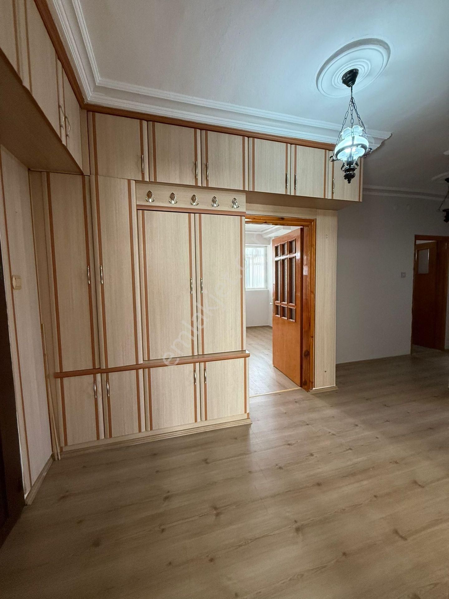 Gordion Emlak'tan Şehitlik Mahallesi 3+1 Köşebaşı Yapılı - Görsel 17