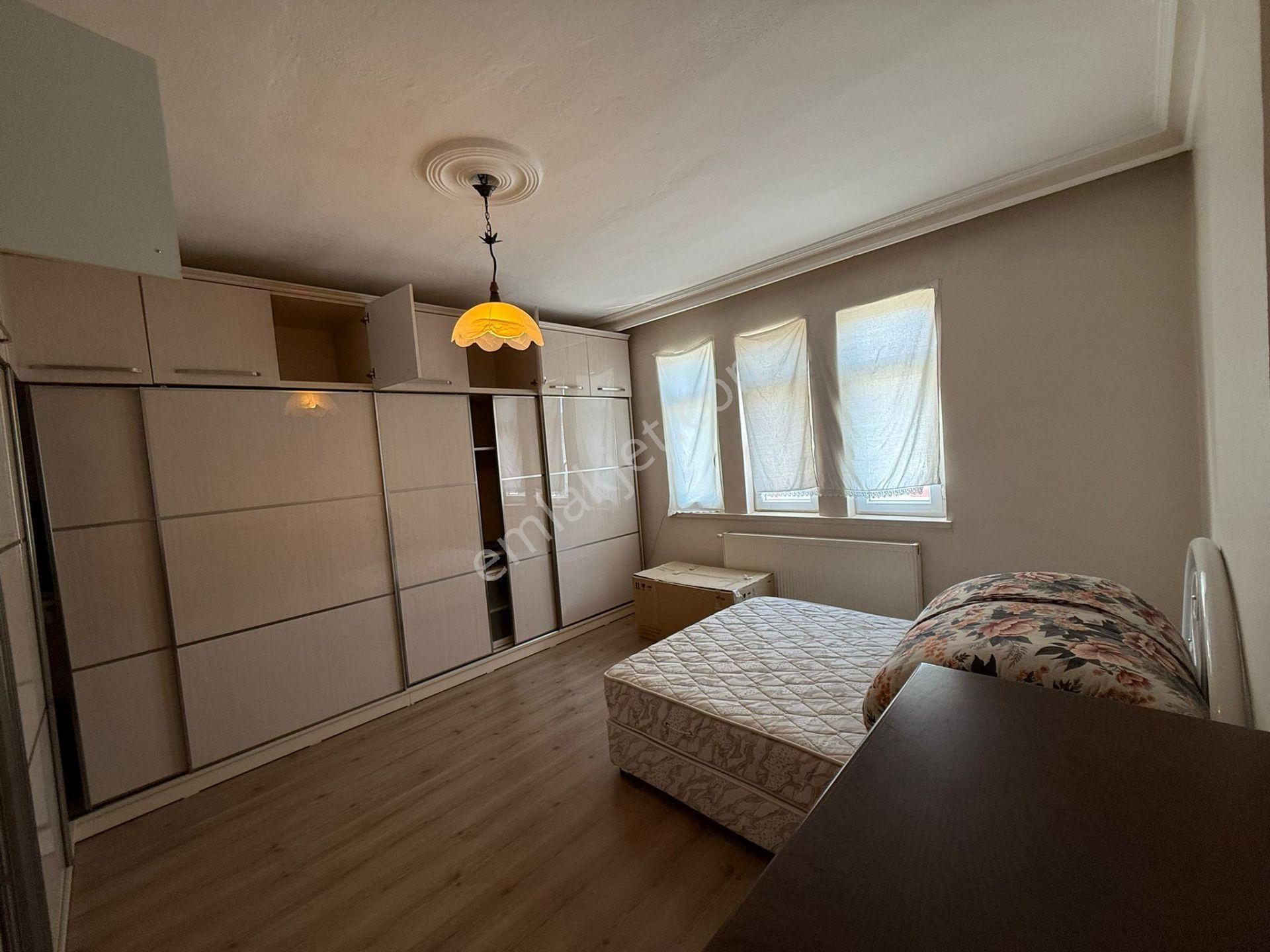 Gordion Emlak'tan Şehitlik Mahallesi 3+1 Köşebaşı Yapılı - Görsel 3