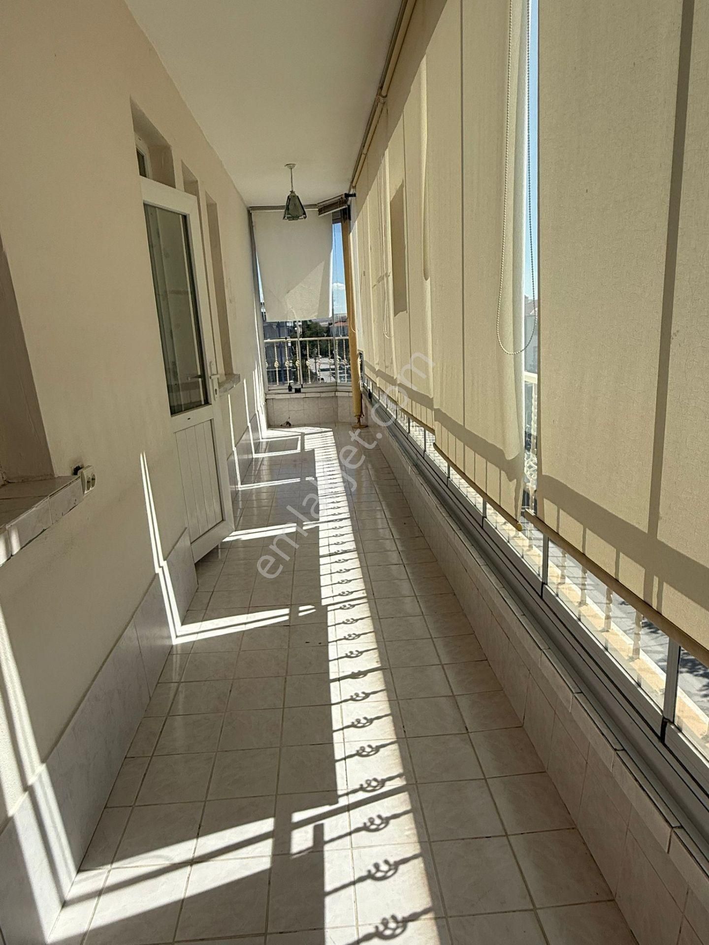 Gordion Emlak'tan Şehitlik Mahallesi 3+1 Köşebaşı Yapılı - Görsel 9