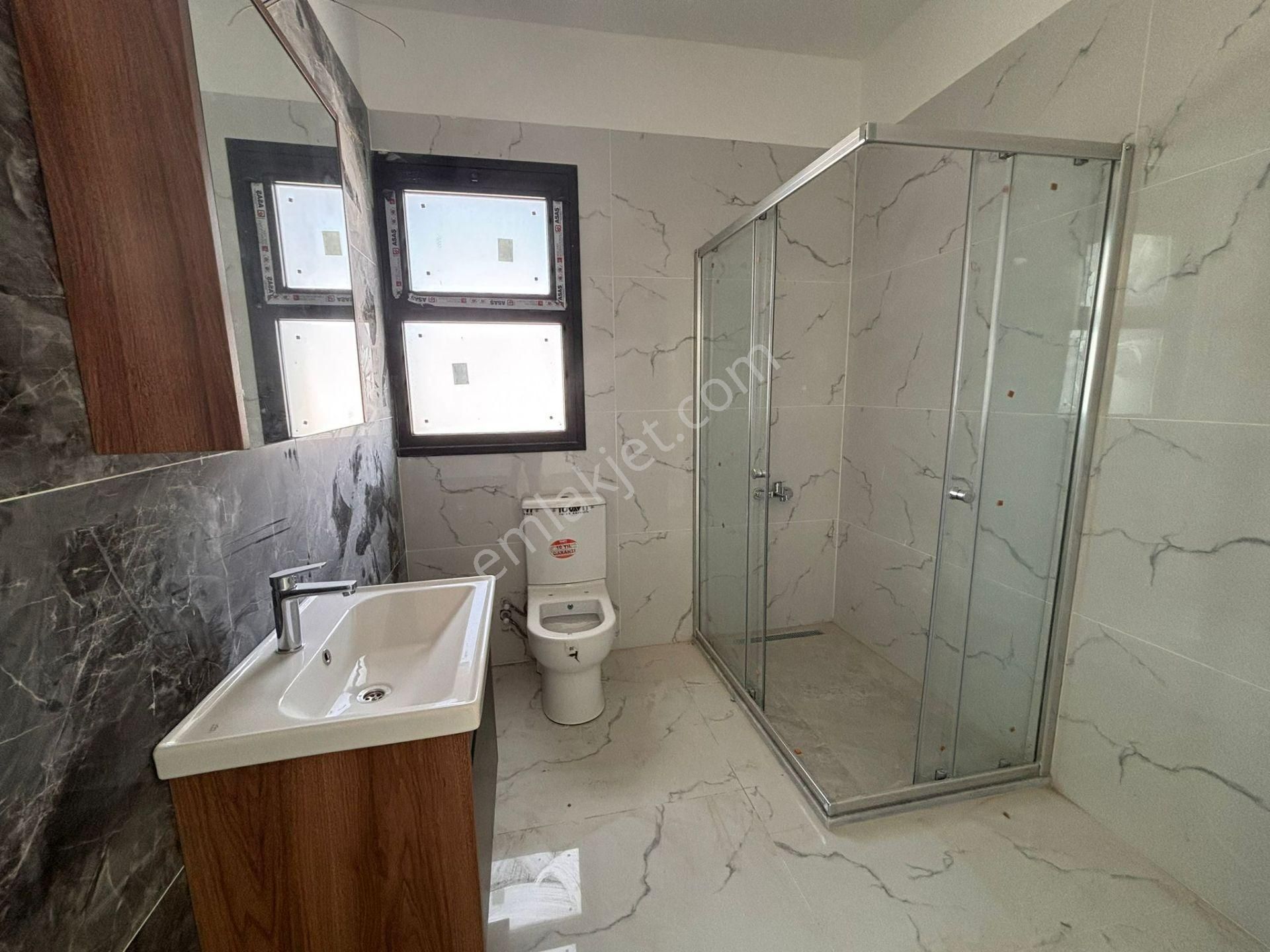 Lefkoşa Yenikent'te Türk Koçanlı Satılık 4+1 Villalar !! - Görsel 19