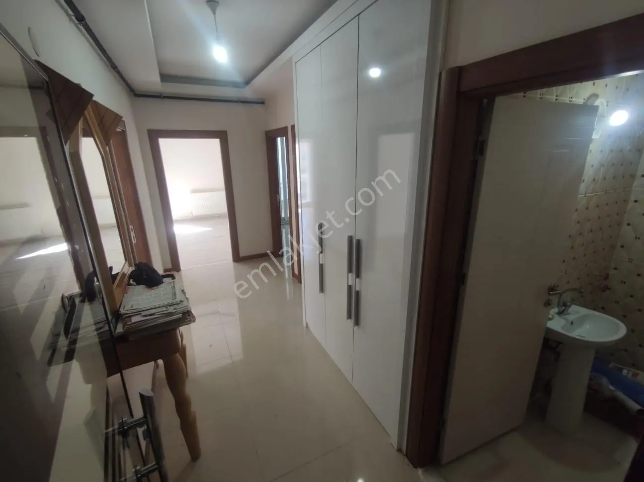 Antalya Kepez Şafakta Kiralık 2+1 Asansörlü Kombili Katta Site İçi Daire No.20517​ - Görsel 5