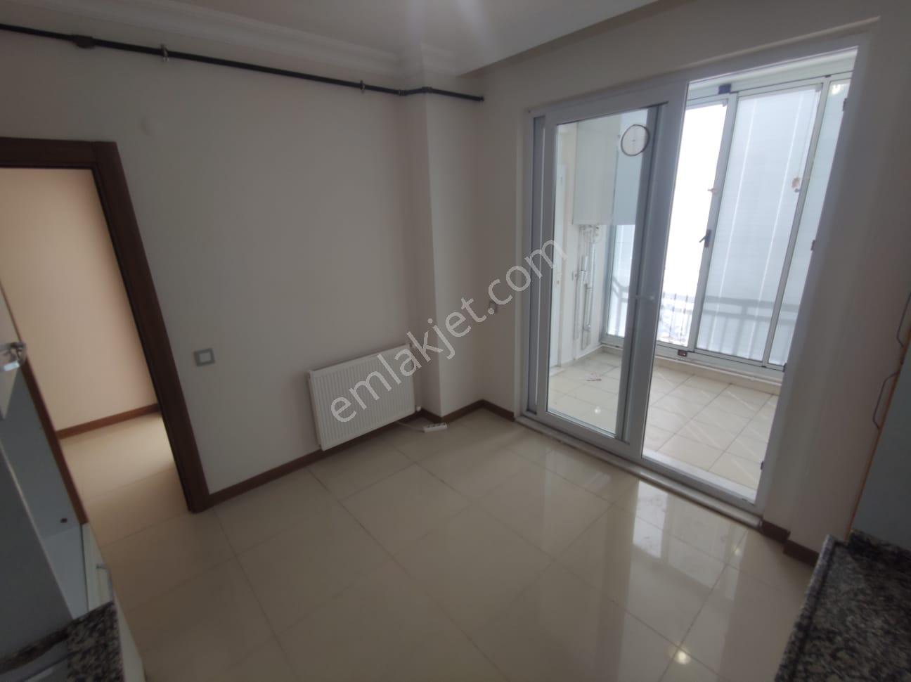 Antalya Kepez Şafakta Kiralık 2+1 Asansörlü Kombili Katta Site İçi Daire No.20517​ - Görsel 22