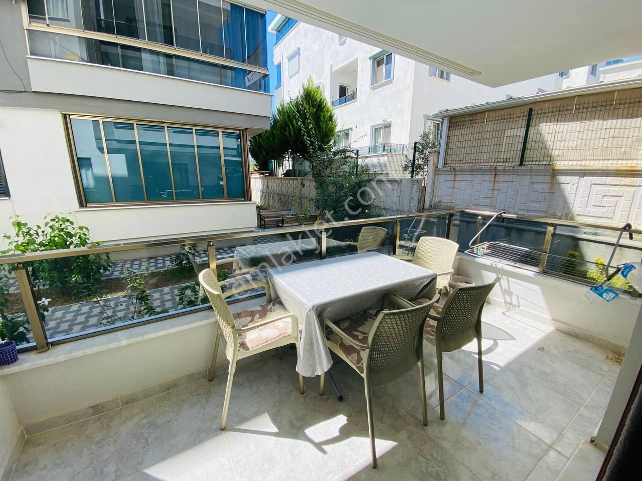 Didimde Satılık 5 Yaşında Binada 2+1 Yüksek Giriş Eşyalı Daire - Görsel 8