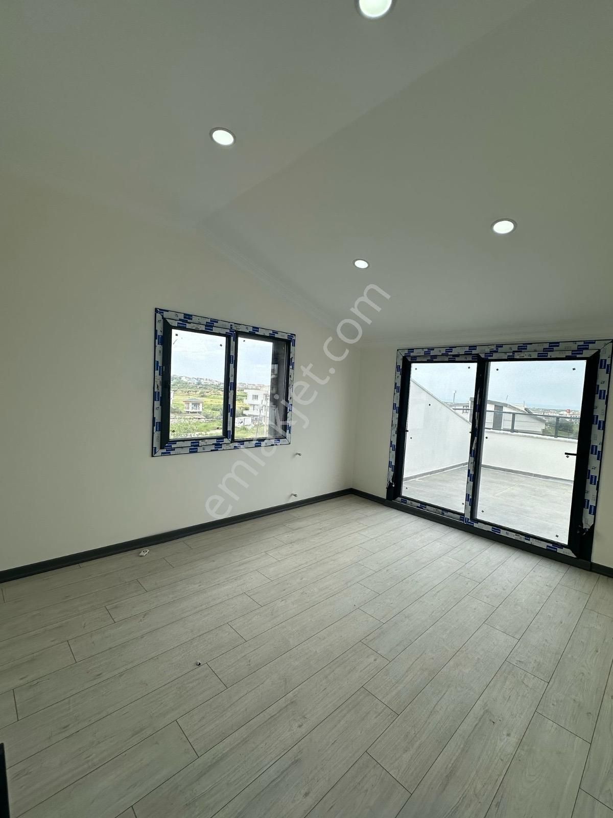 Didim Hisar Mah. 3+1 Açık Mutfaklı Teraslı İkiz Birleşik Trıplex Villamız Satılıktır - Görsel 24