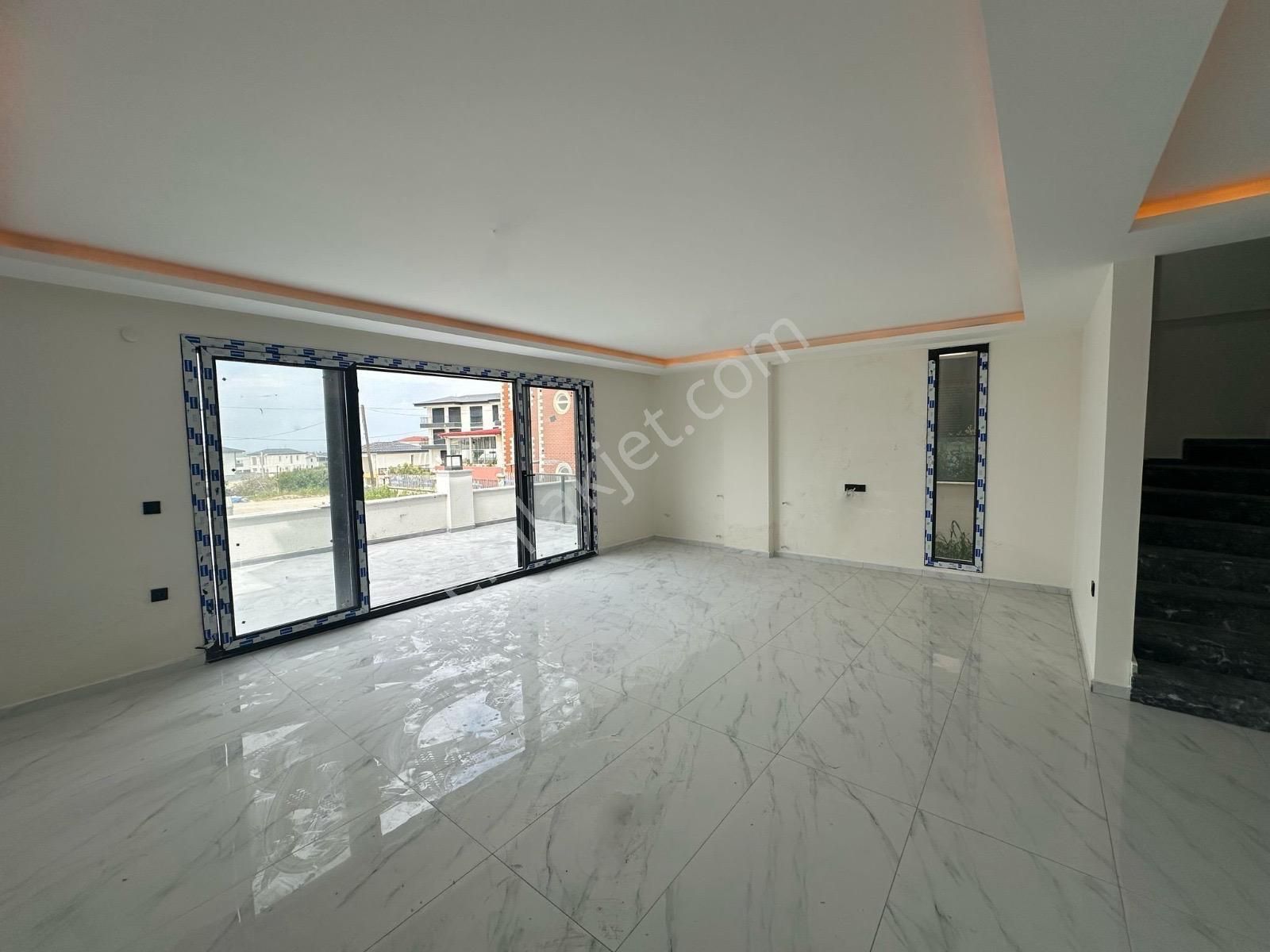 Didim Hisar Mah. 3+1 Açık Mutfaklı Teraslı İkiz Birleşik Trıplex Villamız Satılıktır - Görsel 11