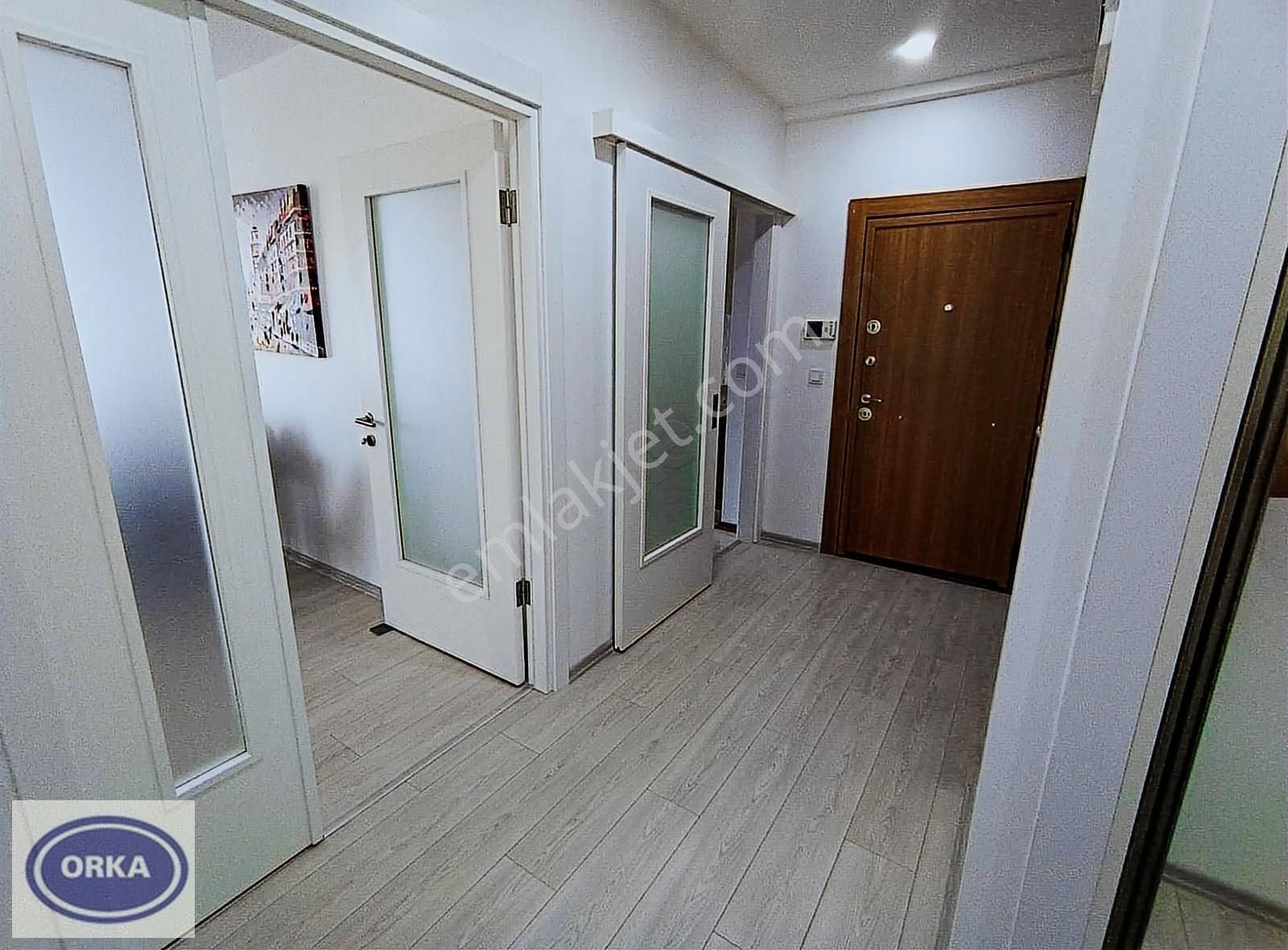 Kozyatağı'nda Havuzlu Deniz Manz.45m²teraslı Geniş 190m² Net 5+1 - Görsel 13