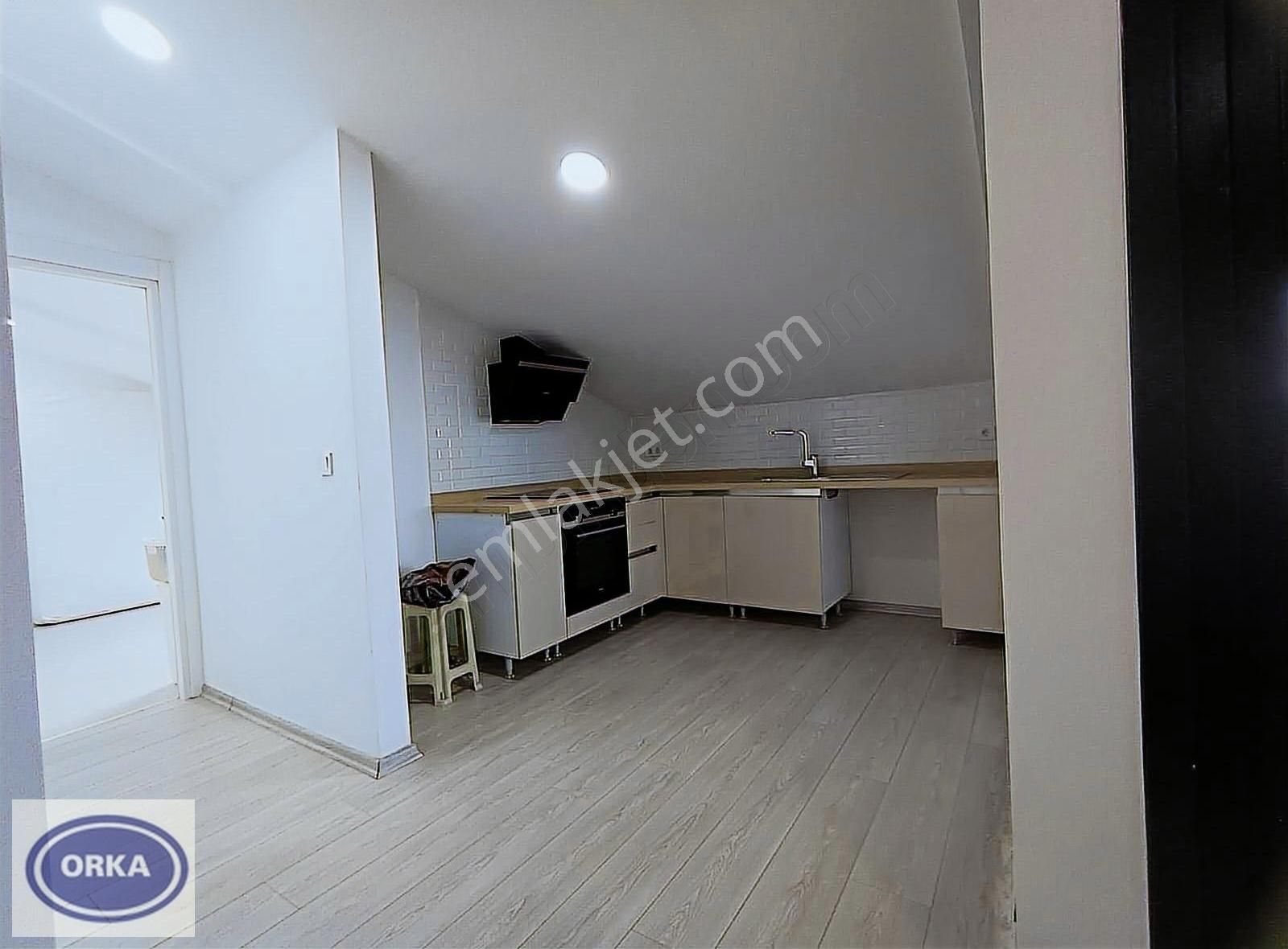 Kozyatağı'nda Havuzlu Deniz Manz.45m²teraslı Geniş 190m² Net 5+1 - Görsel 19