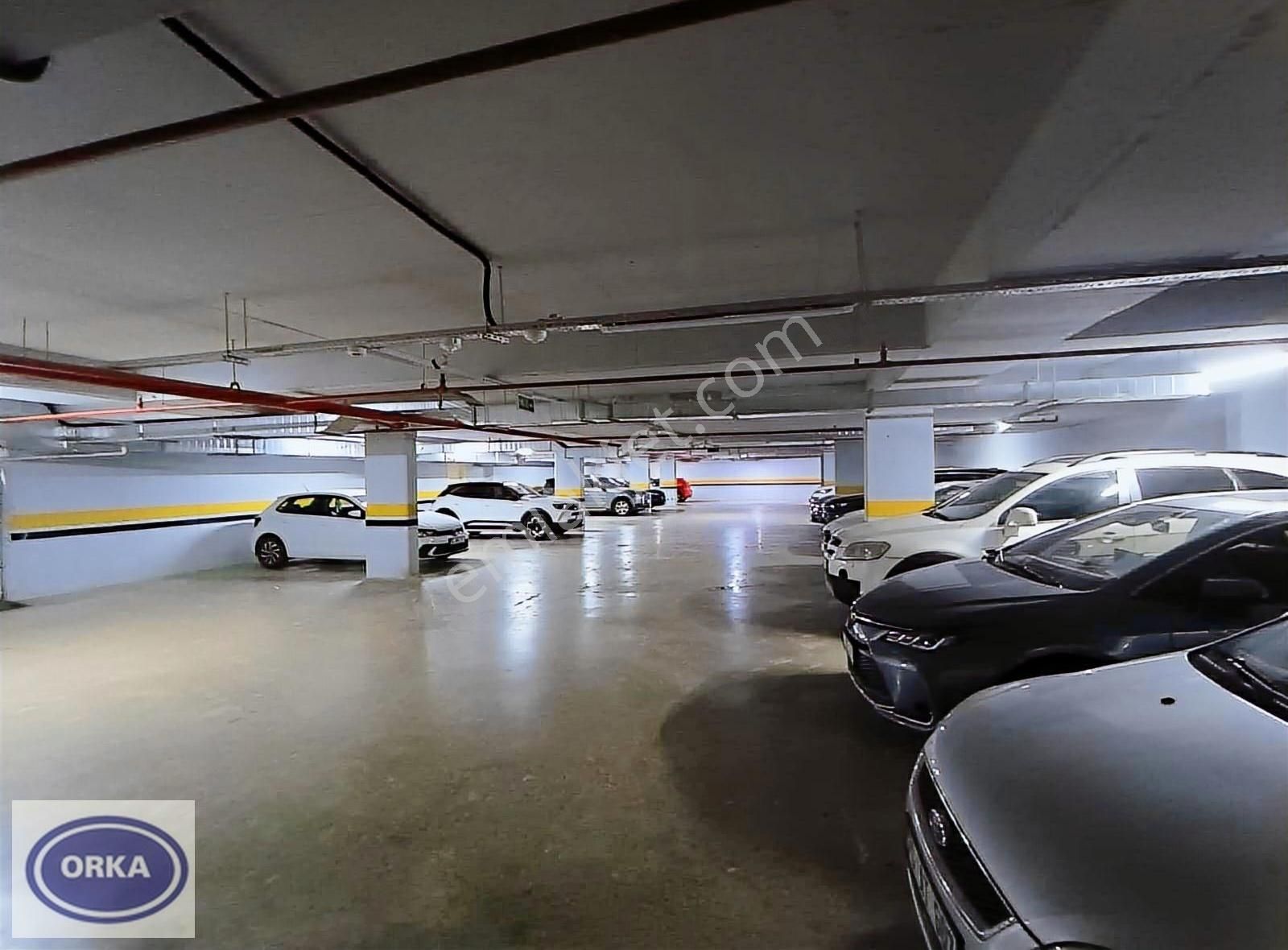 Kozyatağı'nda Havuzlu Deniz Manz.45m²teraslı Geniş 190m² Net 5+1 - Görsel 4