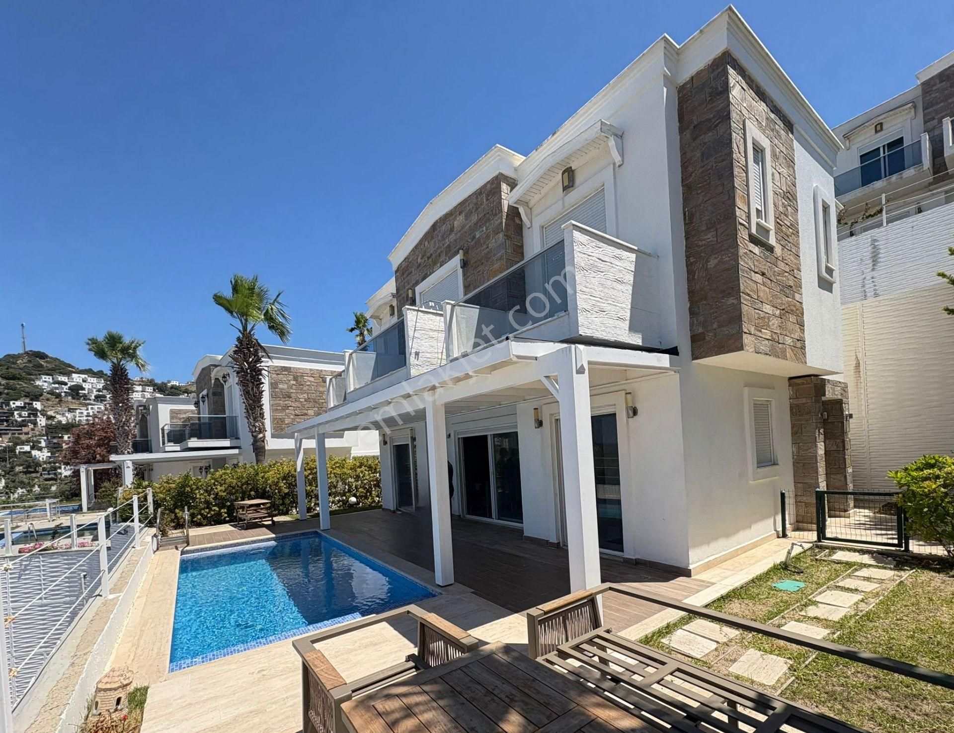 Yalıkavak Koyunbabada Deniz Manzaralı Satılık Villa - Görsel 2