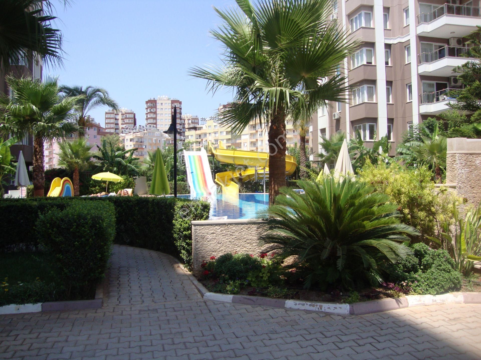 Antalya Konyaaltı Uncalıda Satılık Daire Lüks Sitede Havuzlu - Görsel 2