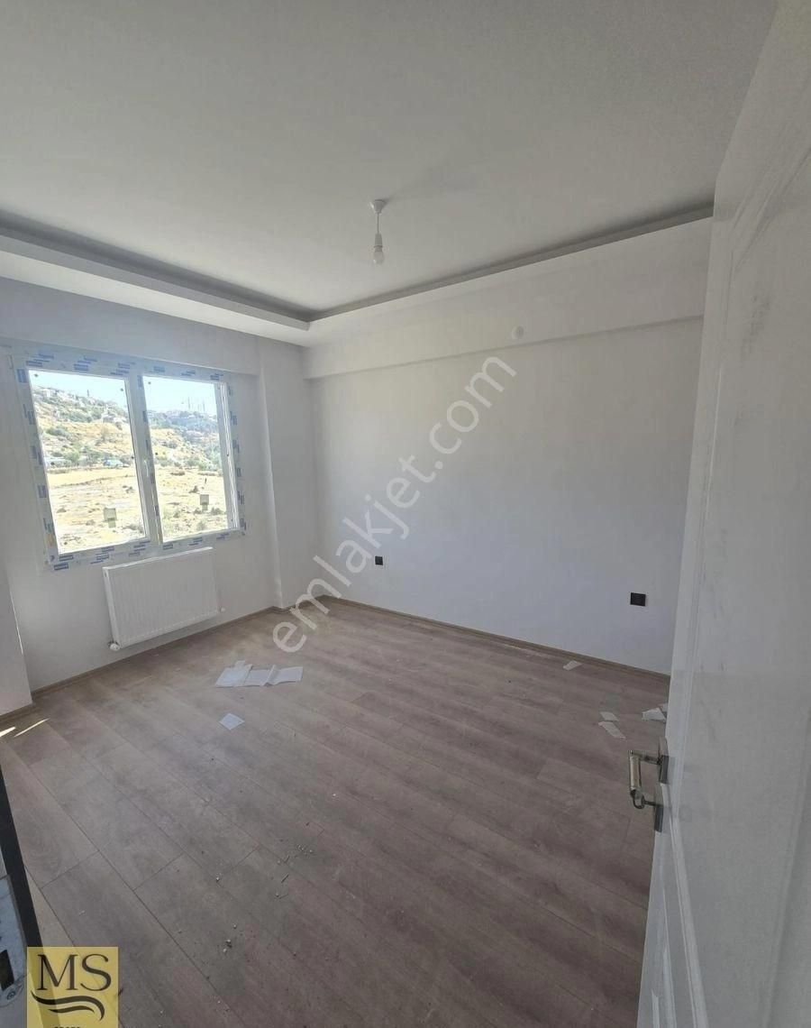 Mimsin Fatih Mahallesinde Satılık 2+1 Daire - Görsel 13