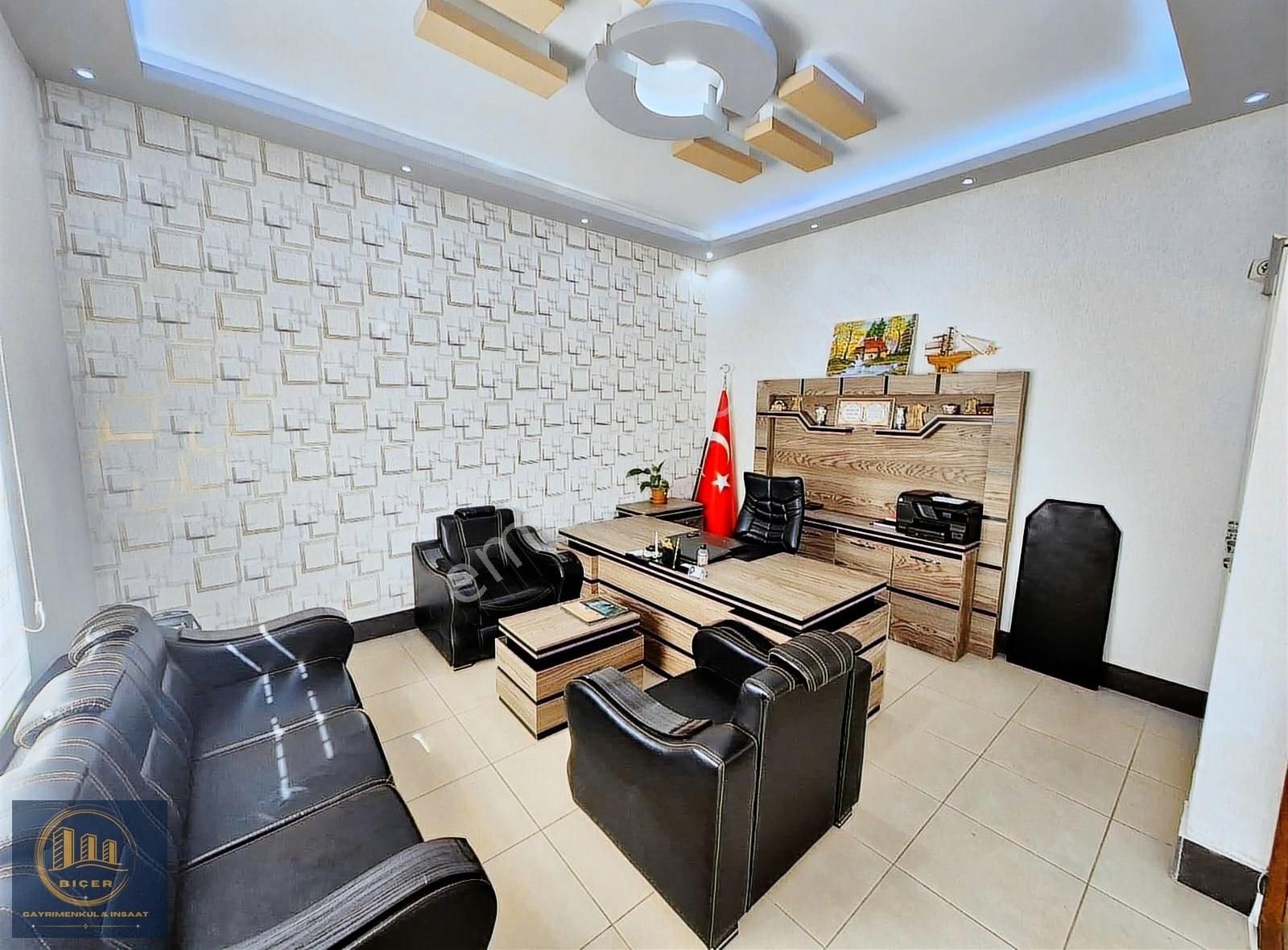 Ayvalı Estergon Caddesi Üzerinde Full Yapılı Dükkan (3.5m Tavan) - Görsel 14