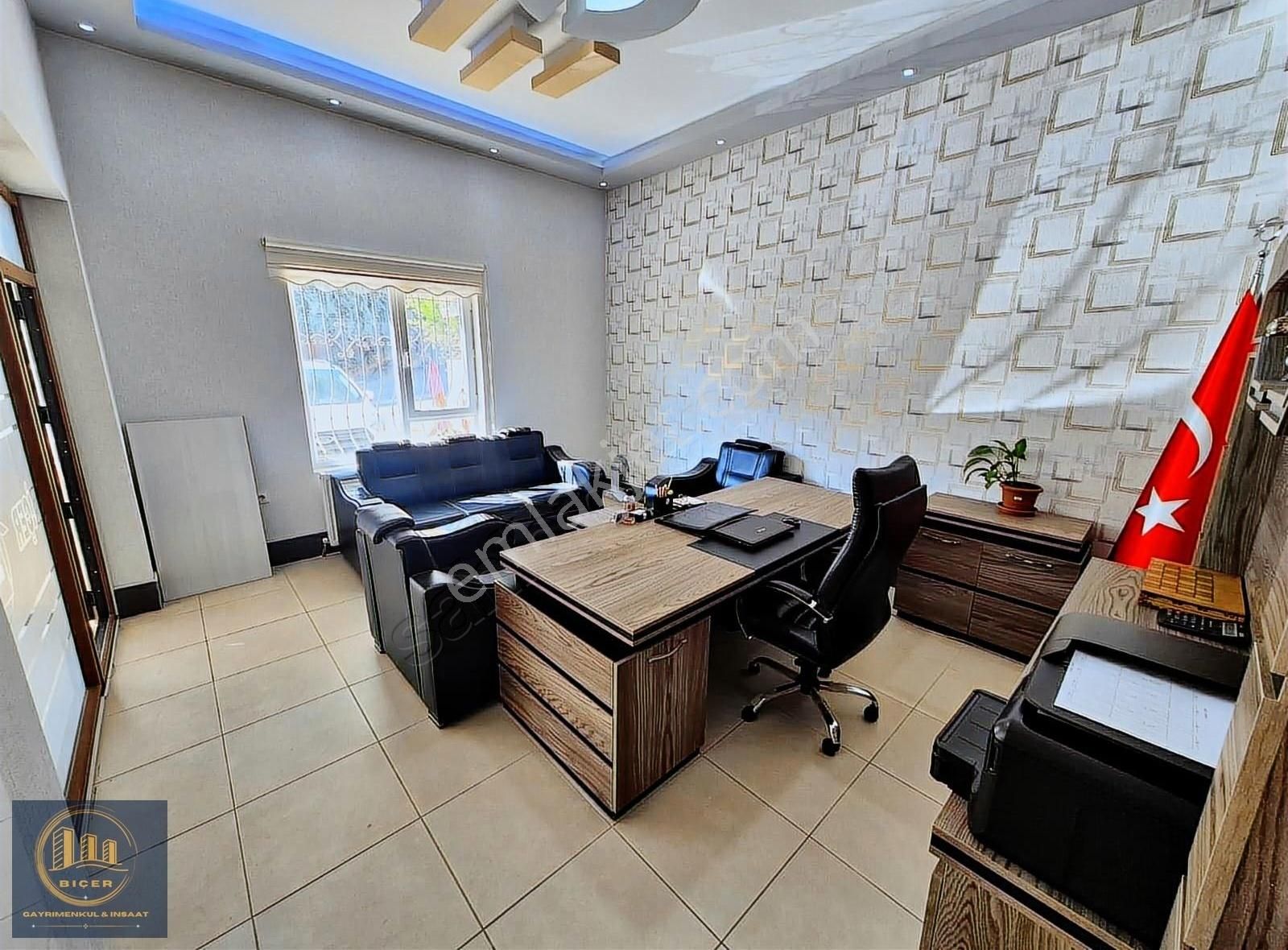 Ayvalı Estergon Caddesi Üzerinde Full Yapılı Dükkan (3.5m Tavan) - Görsel 11