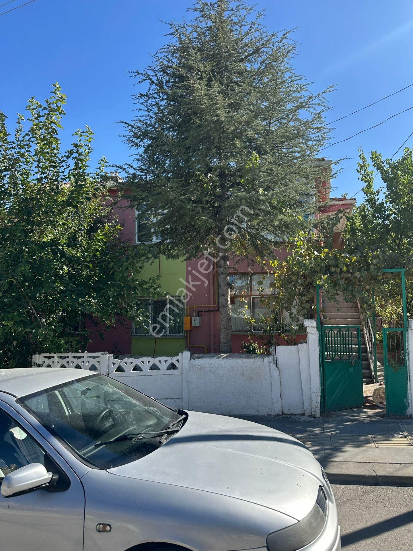 Satılık Bahçeli 2 Katlı Müstakil Ev... Şentepe Mahallesi Karakol Yakını. - Görsel 5