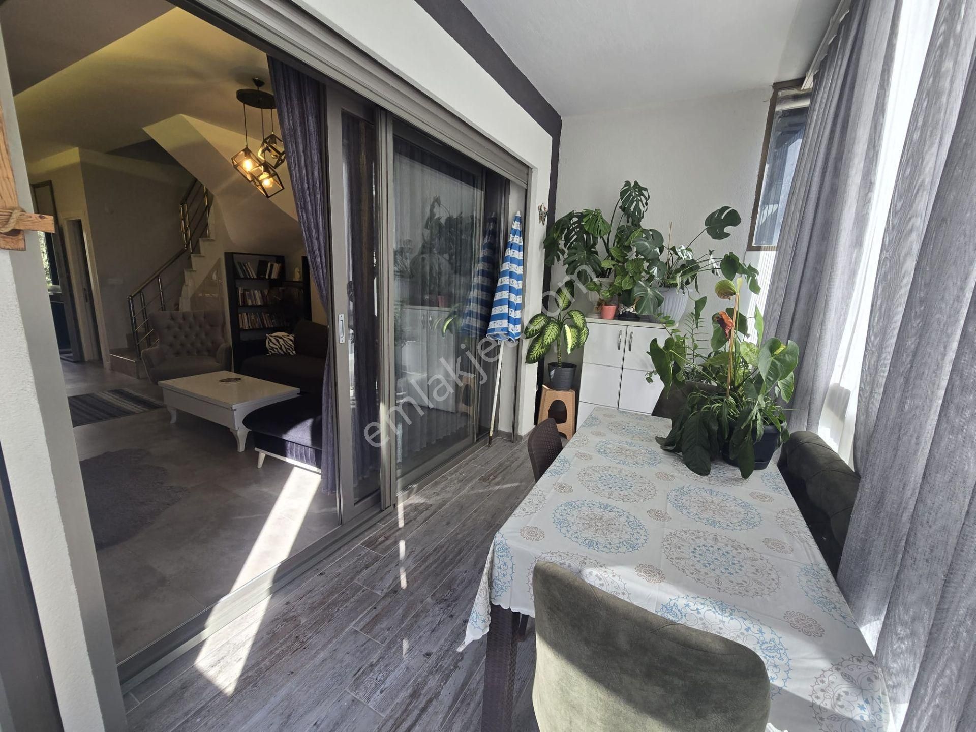 Kuşadası Kadınlardenızı Butık Sıte Içerısınde Satılık Dubleks - Görsel 19