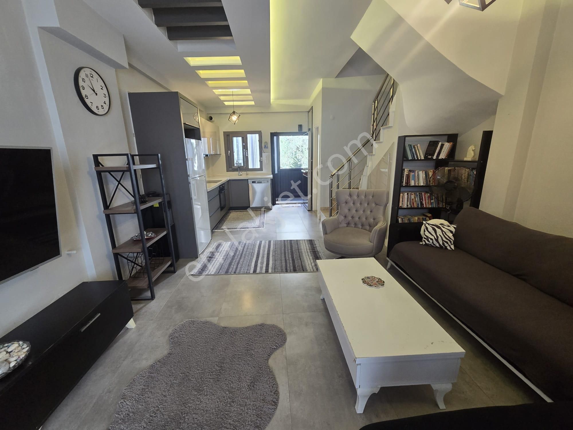 Kuşadası Kadınlardenızı Butık Sıte Içerısınde Satılık Dubleks - Görsel 14