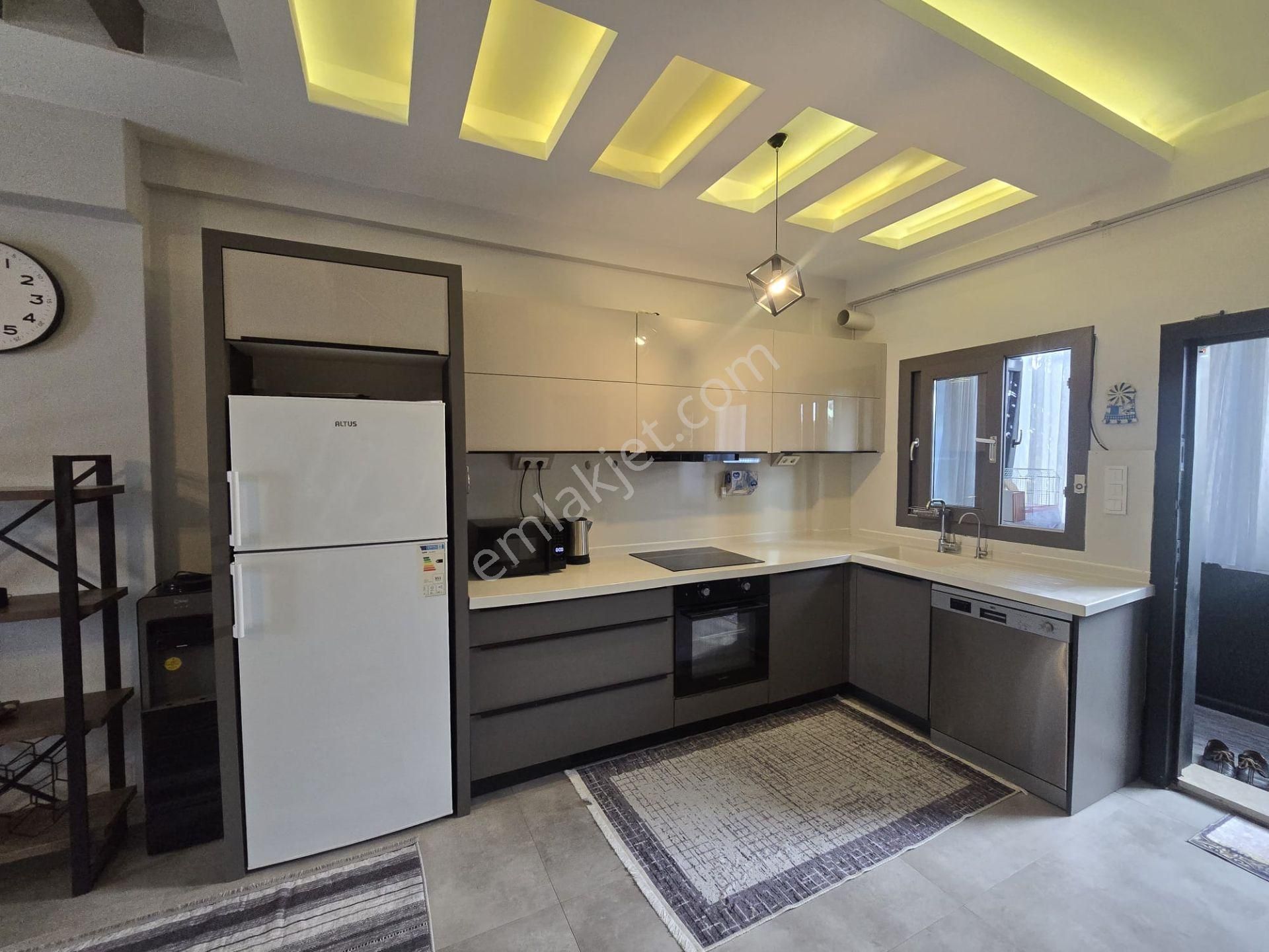 Kuşadası Kadınlardenızı Butık Sıte Içerısınde Satılık Dubleks - Görsel 11