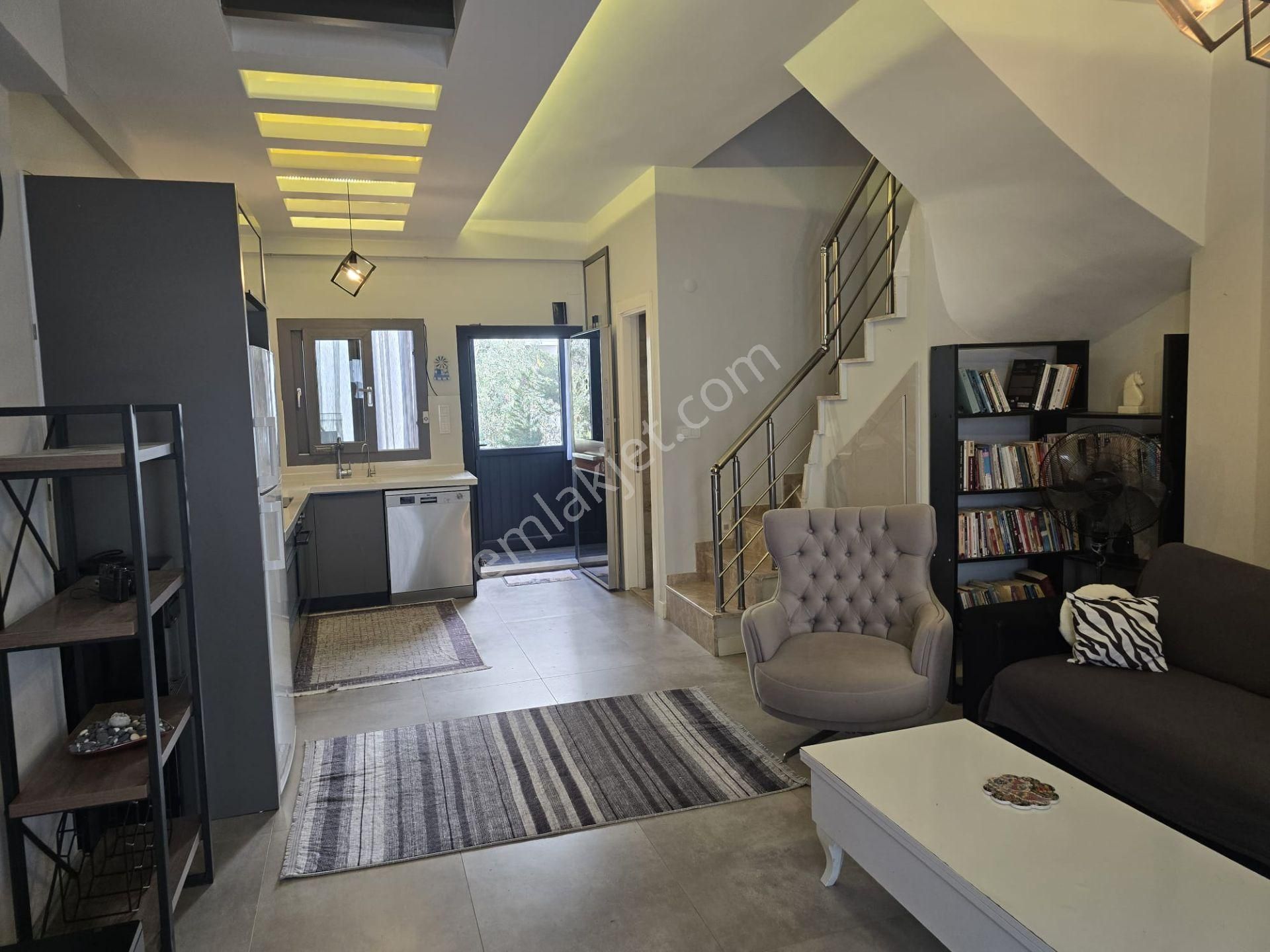 Kuşadası Kadınlardenızı Butık Sıte Içerısınde Satılık Dubleks - Görsel 13