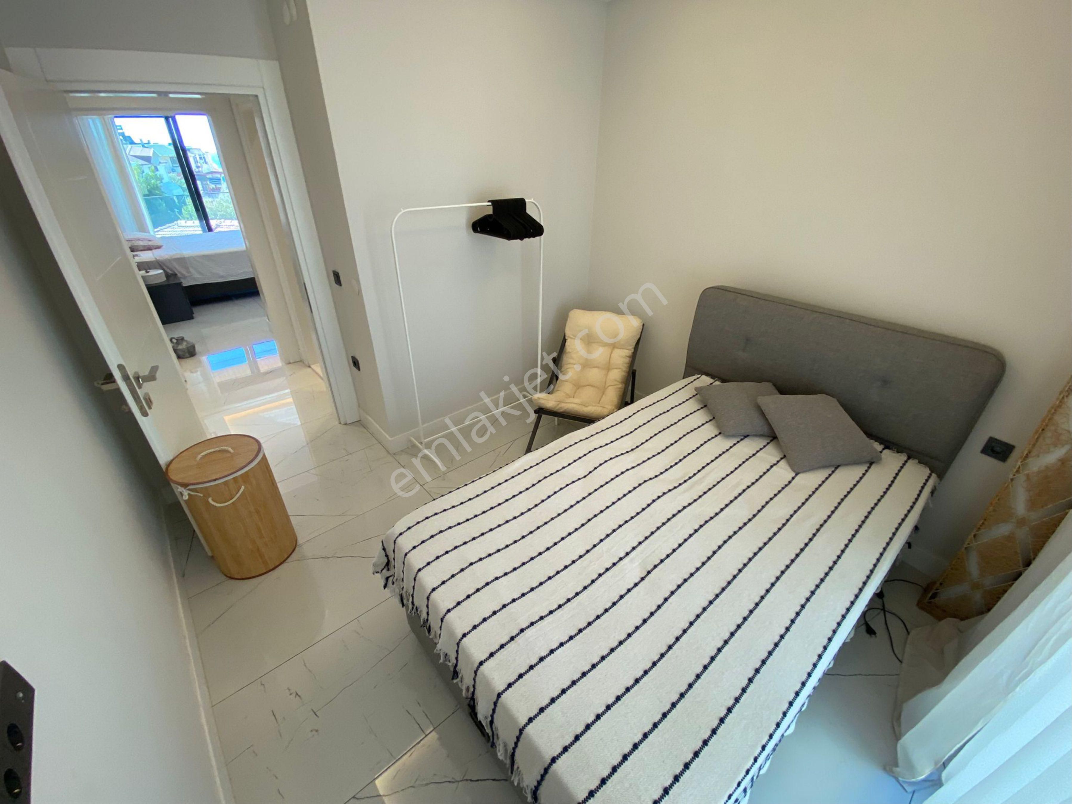 Güçlü Kardeşler Denize 150 Metre Lüks 4+1 Trıblex Villa - Görsel 28