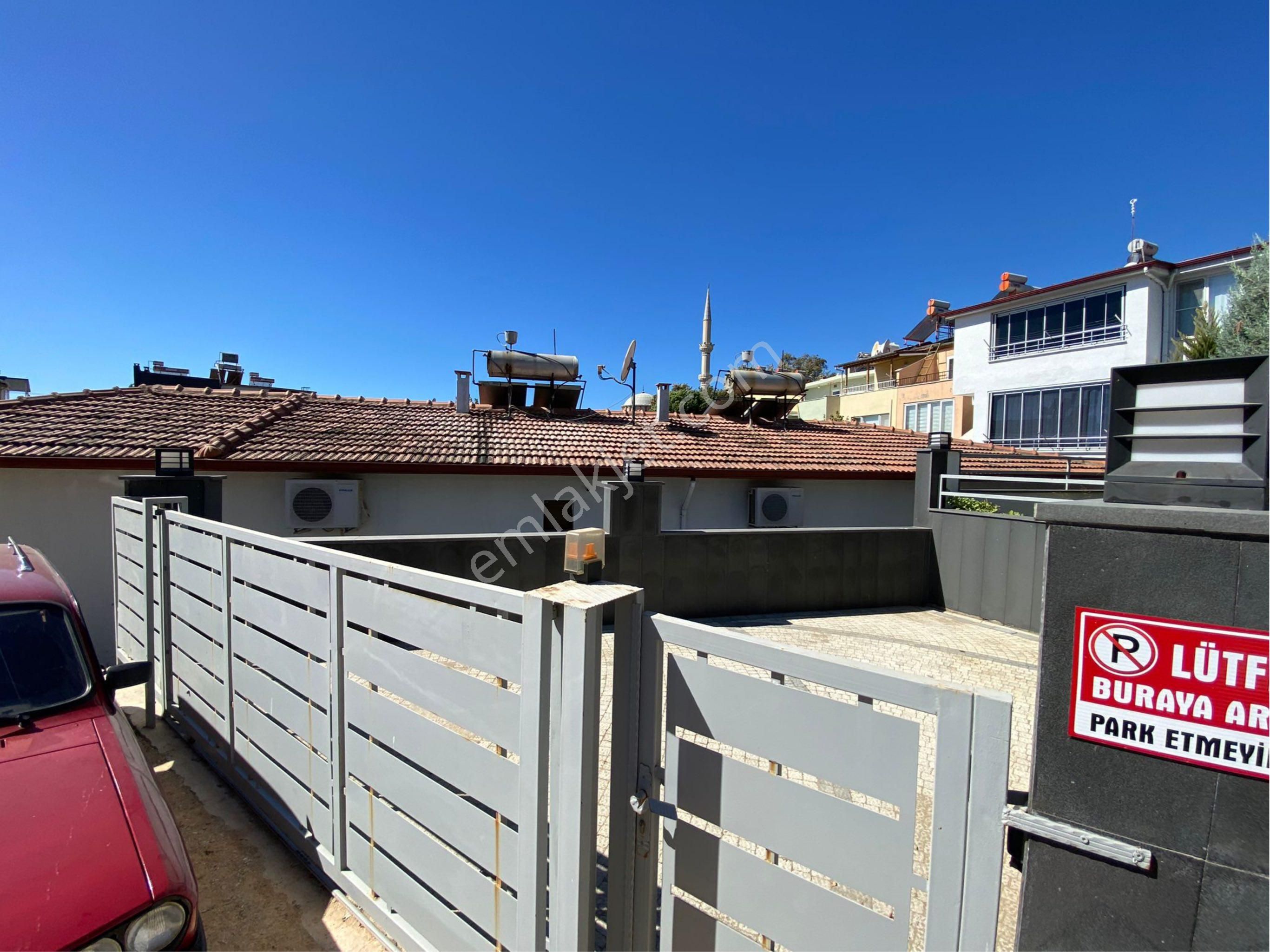 Güçlü Kardeşler Denize 150 Metre Lüks 4+1 Trıblex Villa - Görsel 7