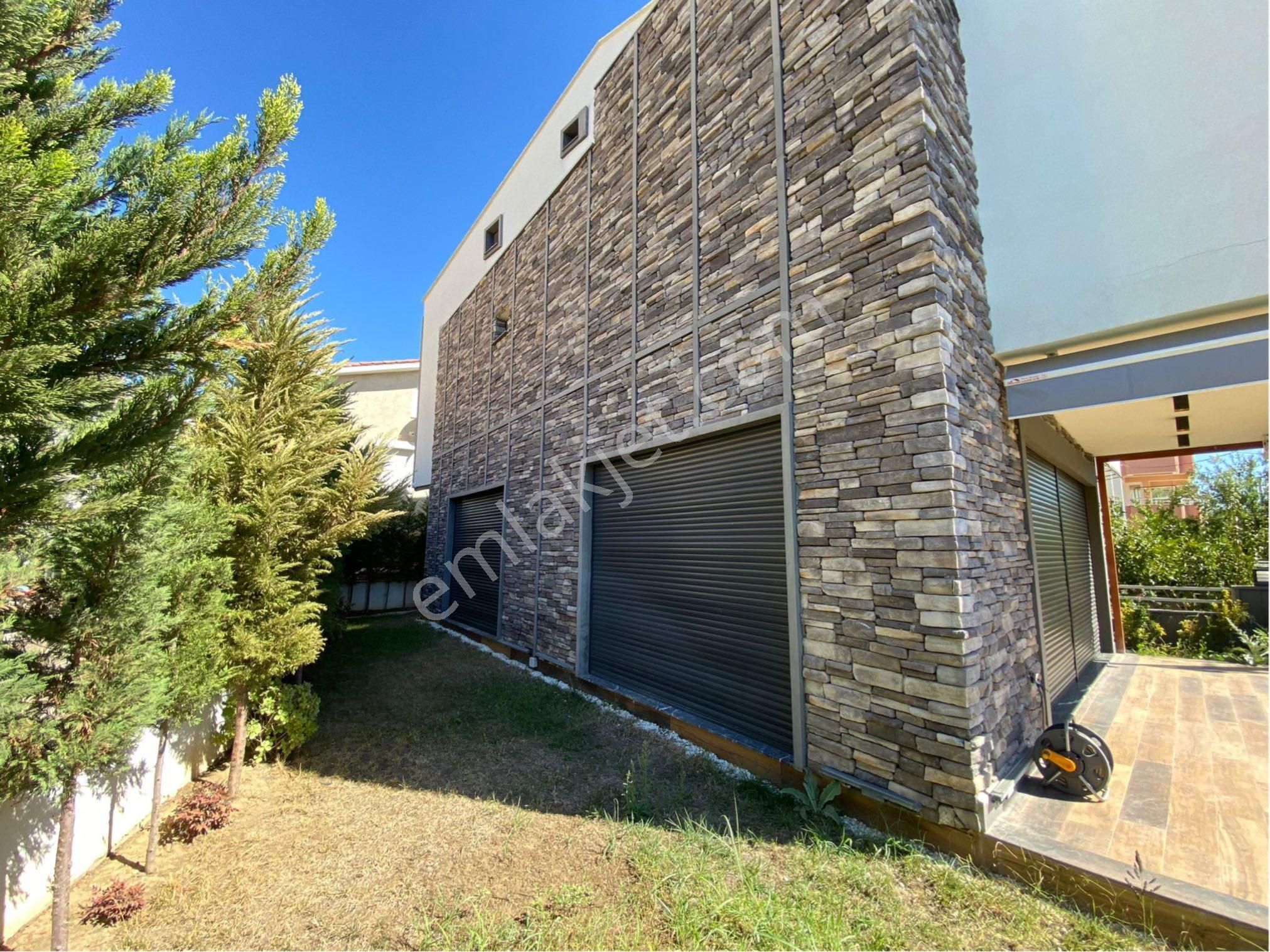 Güçlü Kardeşler Denize 150 Metre Lüks 4+1 Trıblex Villa - Görsel 3