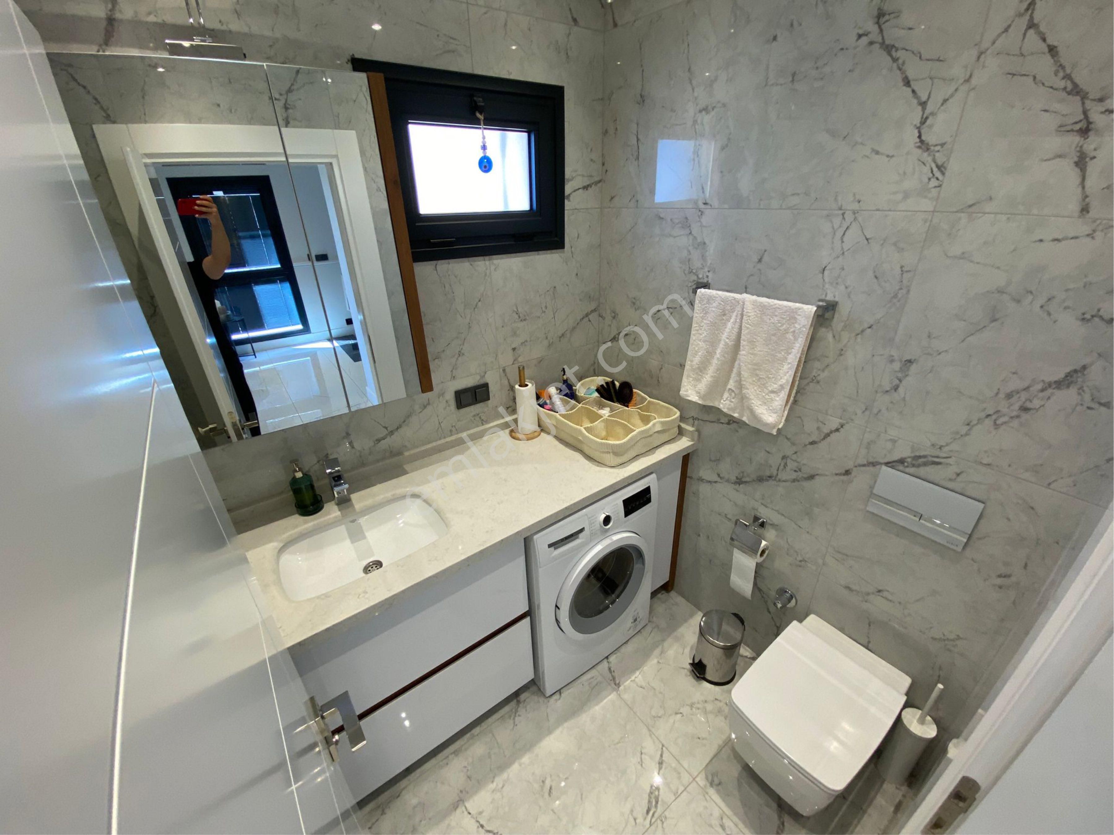 Güçlü Kardeşler Denize 150 Metre Lüks 4+1 Trıblex Villa - Görsel 26