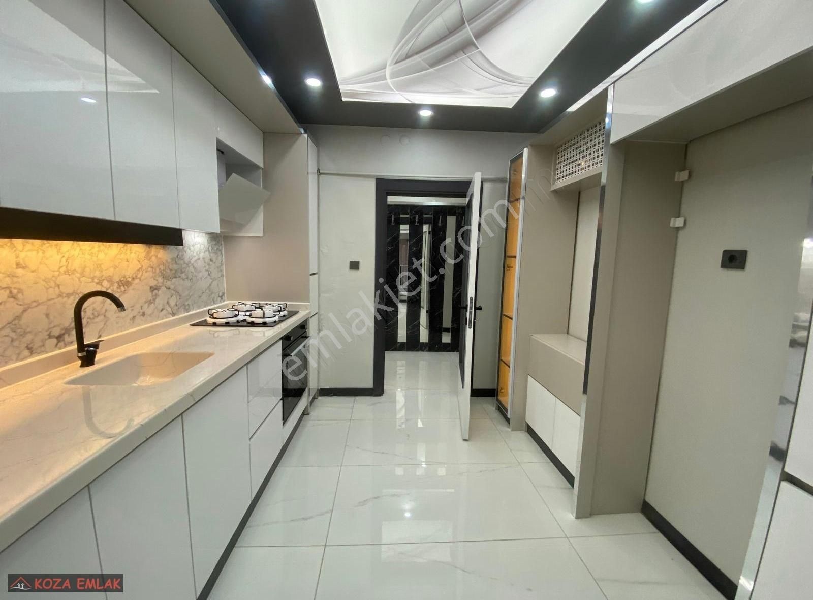 Koza'dan Muazzam Yapılı Mareşal Çakmak Mh Bağımsız E Banyolu 3+1 - Görsel 12