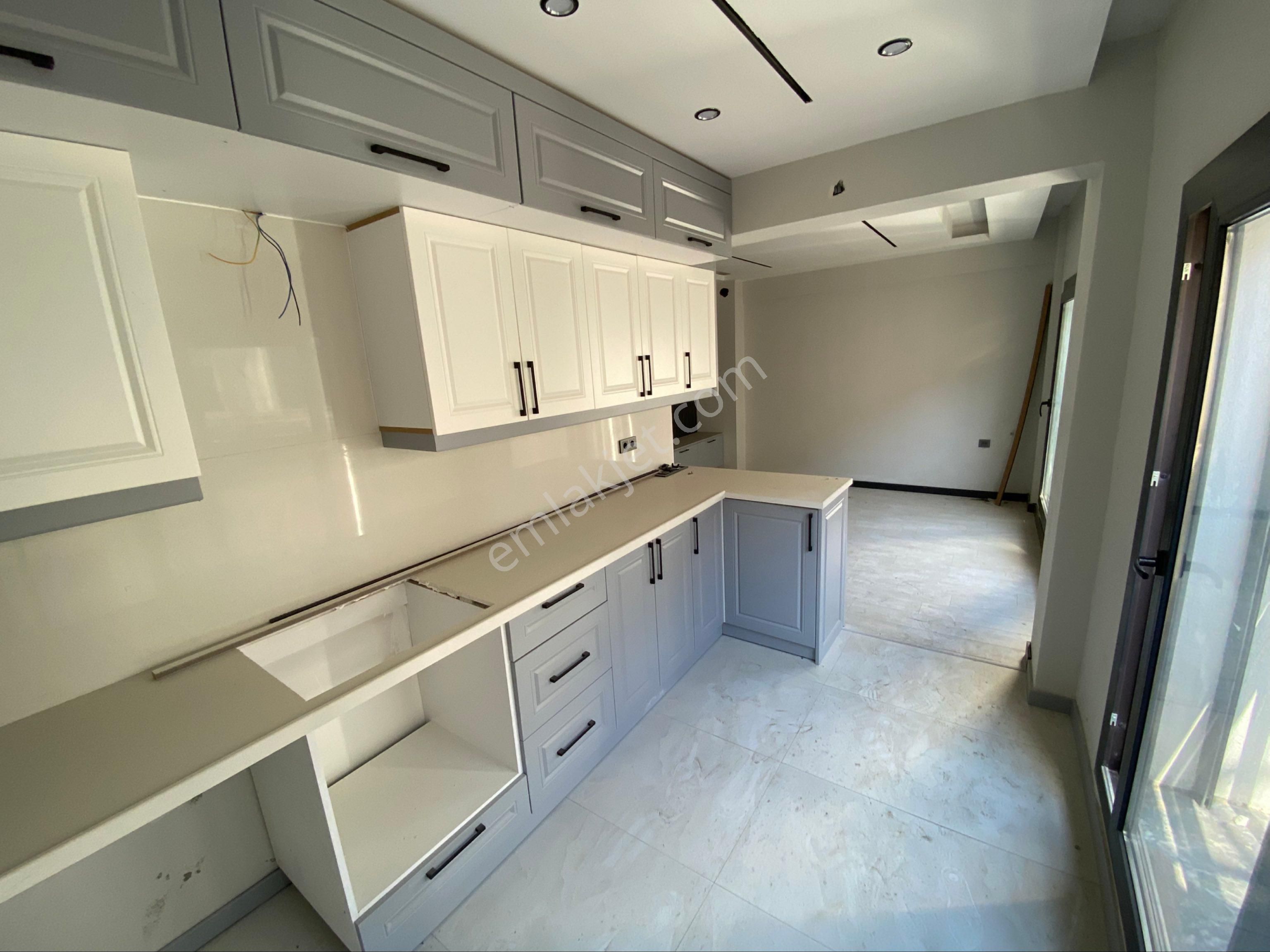 Bahçelievler’de Lüks Sıfır Arakat 2+1 Daire - Görsel 9