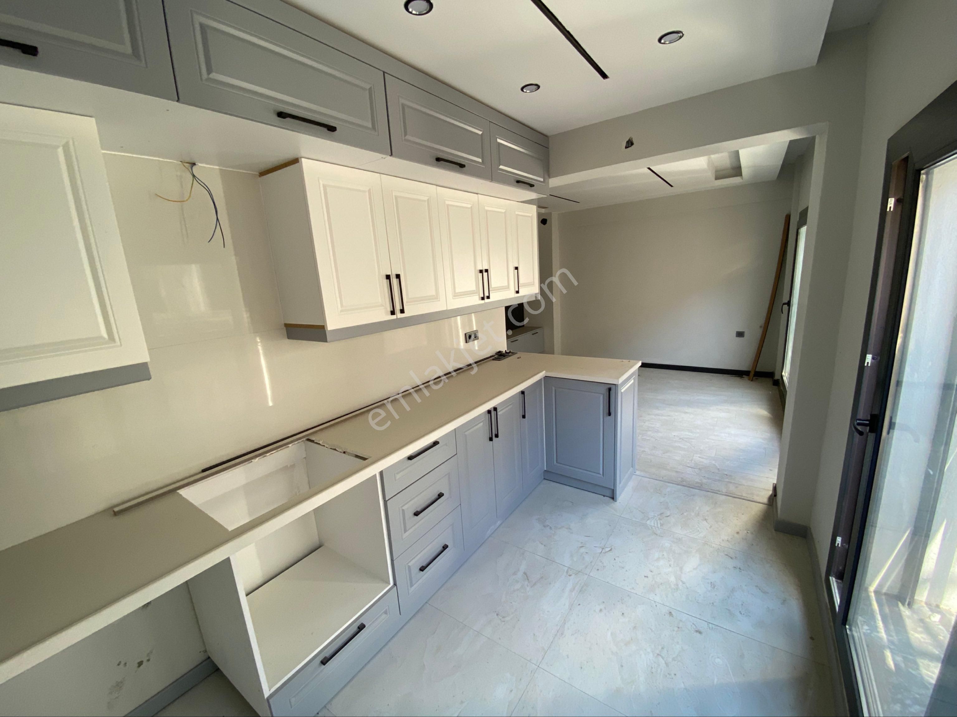 Bahçelievler’de Lüks Sıfır Arakat 2+1 Daire - Görsel 10