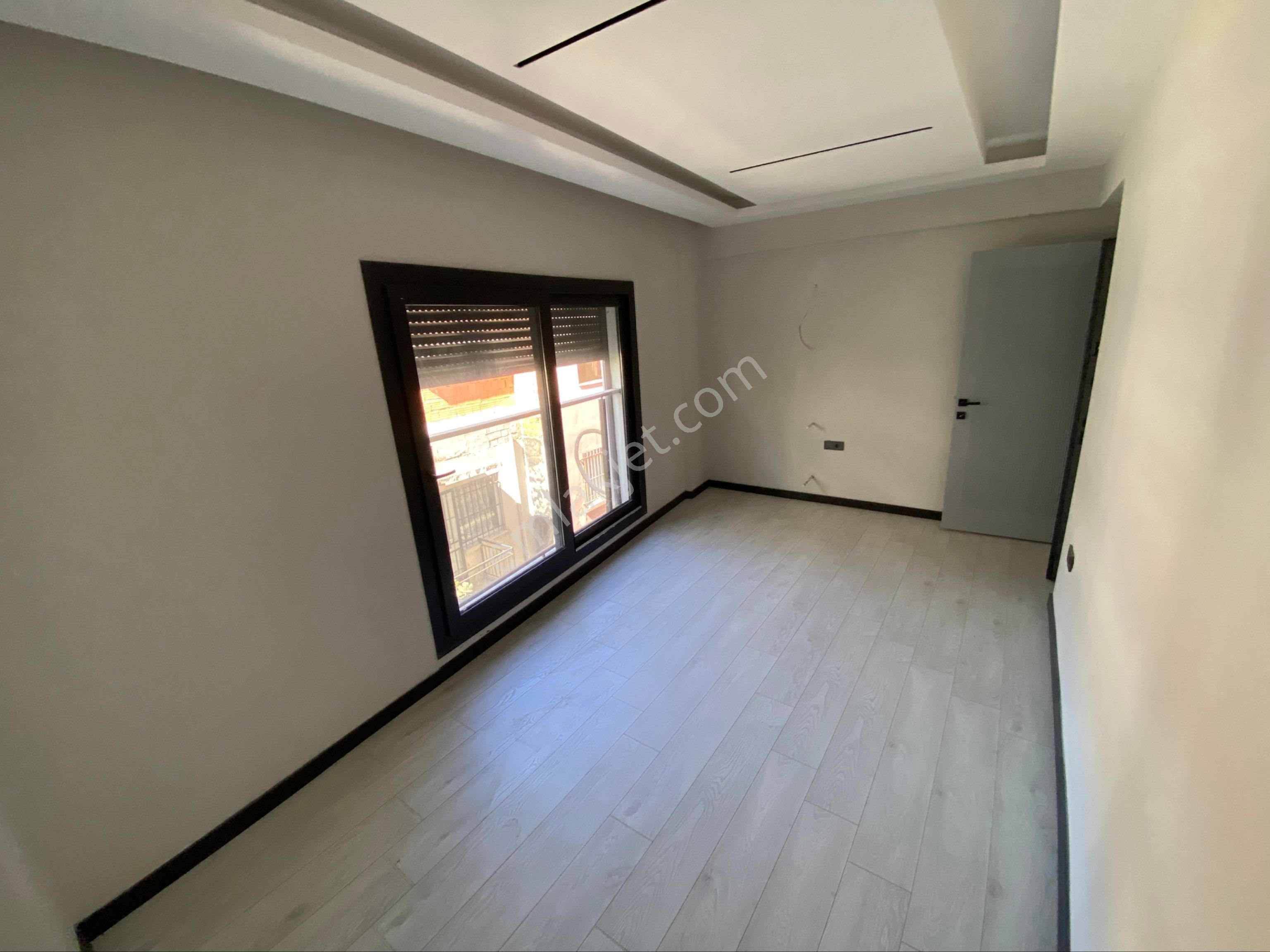 Bahçelievler’de Lüks Sıfır Arakat 2+1 Daire - Görsel 29