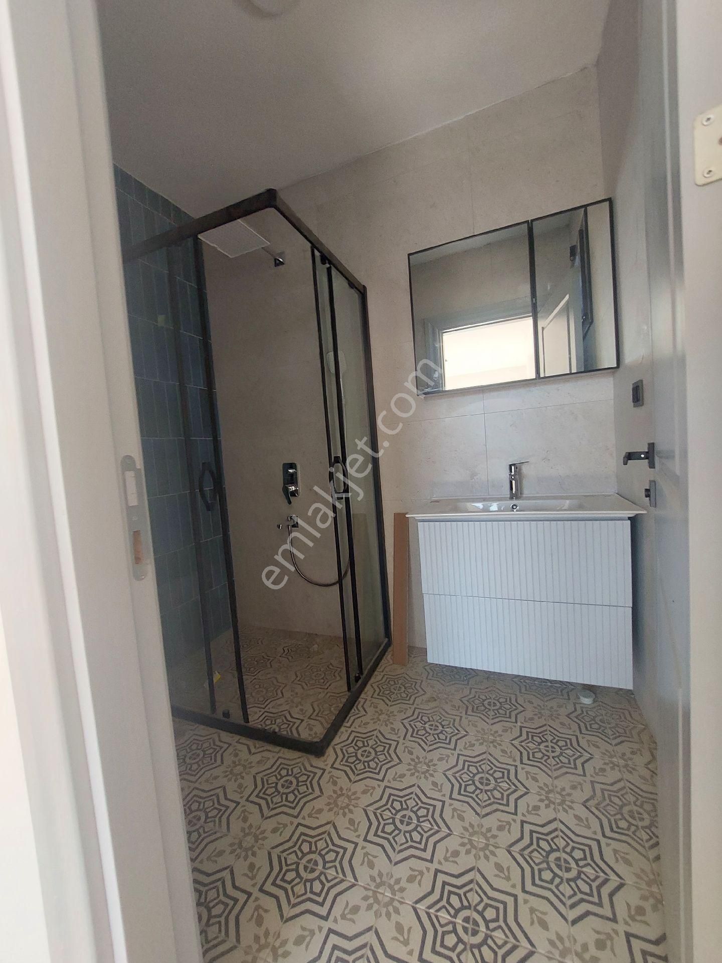 3+1 Tam Müstakil Villa Havuzlu Otoparklı Deniz Manzaralı - Görsel 17