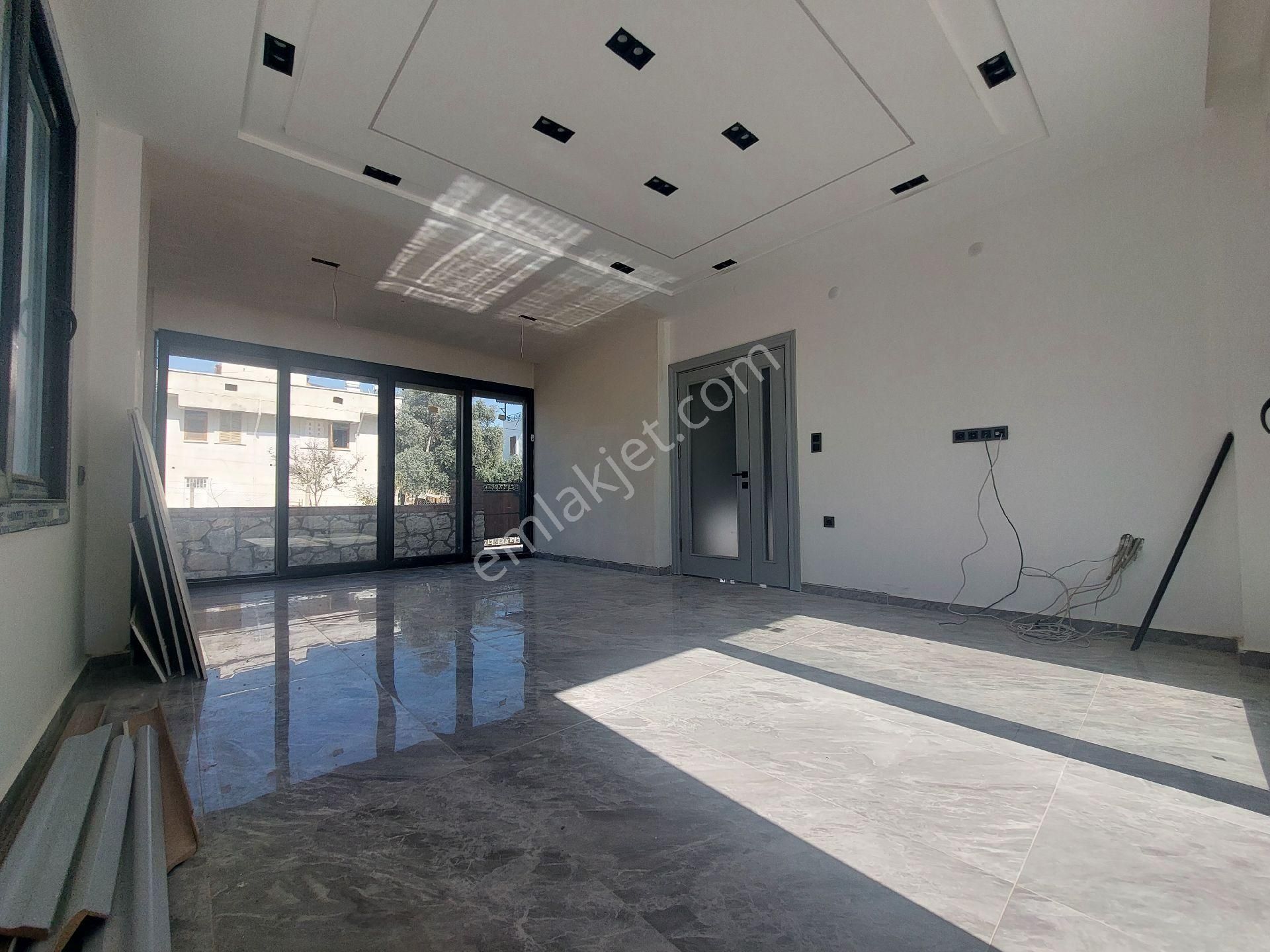 3+1 Tam Müstakil Villa Havuzlu Otoparklı Deniz Manzaralı - Görsel 6