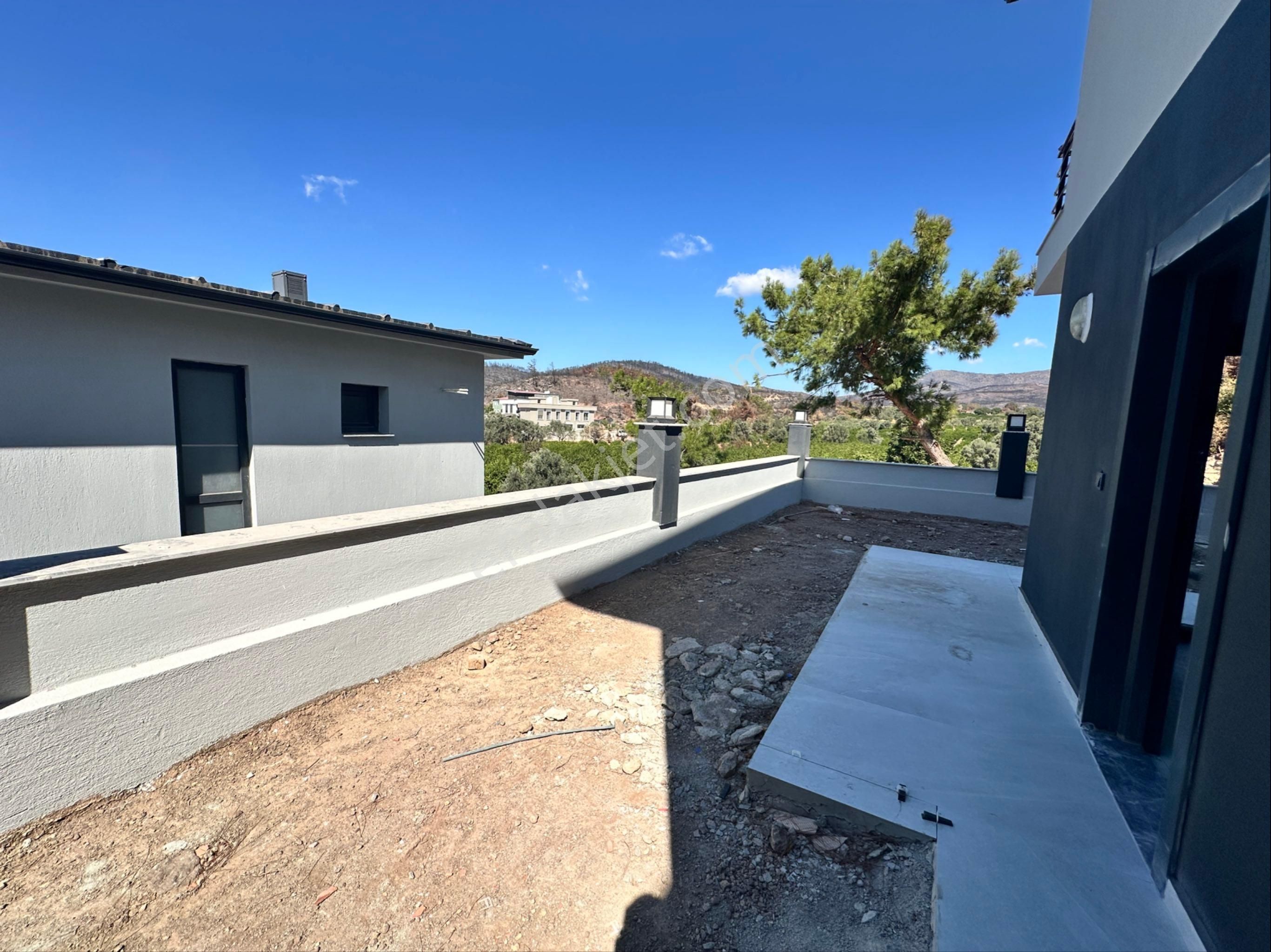 Seferihisar Payamlıda Doğa Manzaralı Yazlık Villa 2+1 Denize 5km - Görsel 20