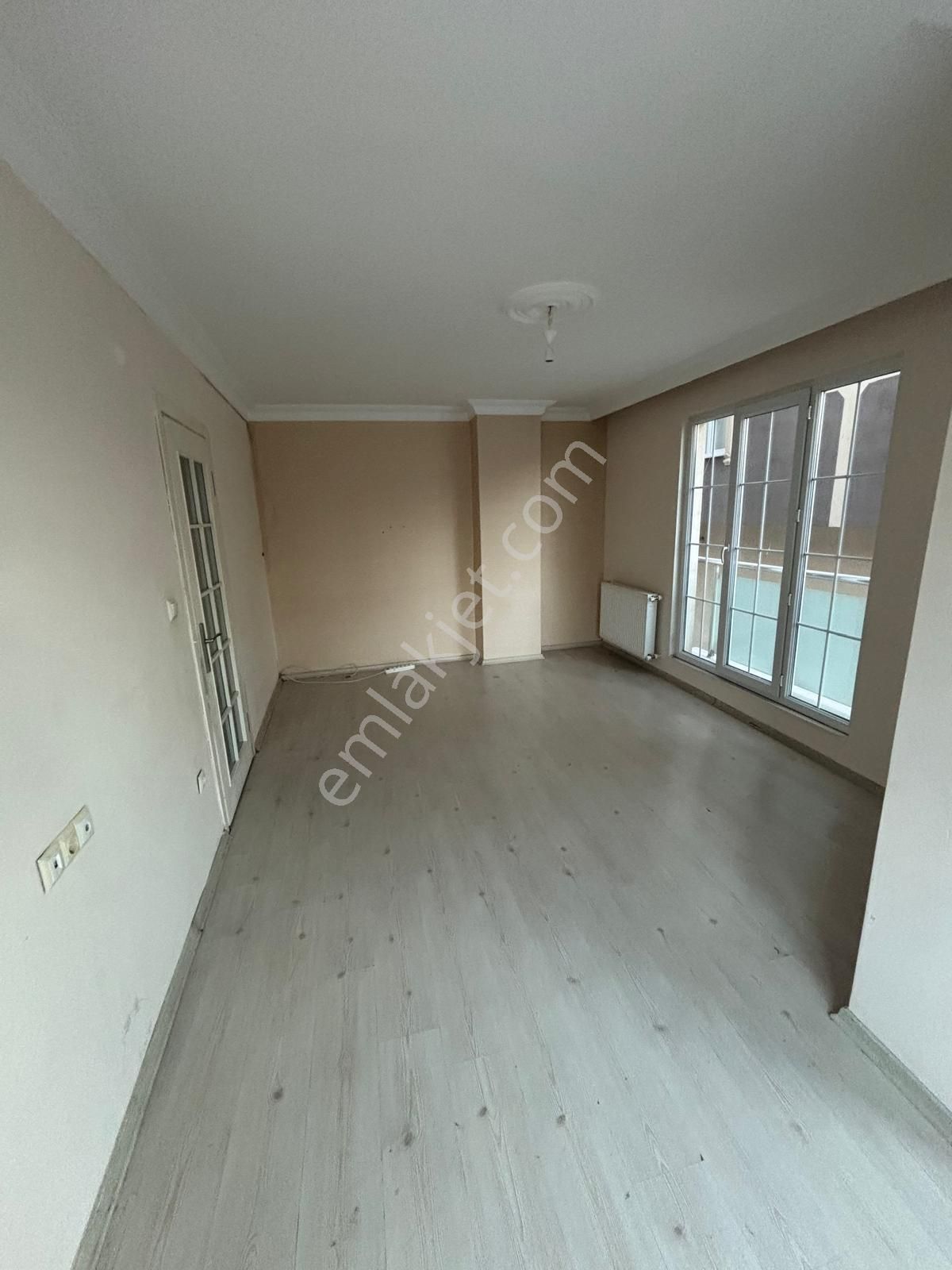 Sancaktepe Merve Mah. Opet Arkası 2+1 Kiralık Arakat Daire