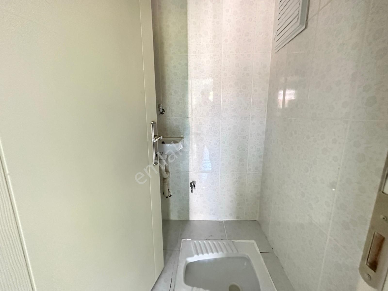 Çekmeköy Merkez Mh Köroğlu Cd Merkezi Lokasyonda 2+1/95m2 Daire - Görsel 24