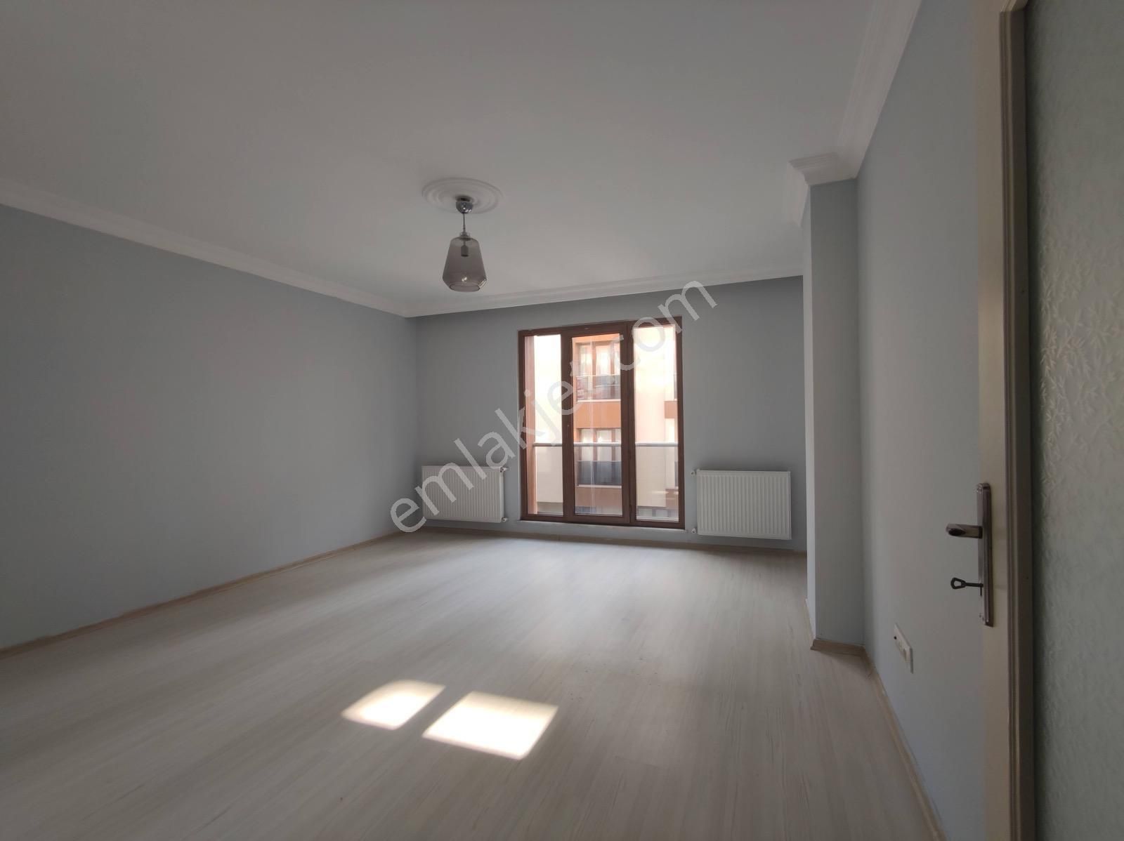 Çekmeköy Merkez Mh Köroğlu Cd Merkezi Lokasyonda 2+1/95m2 Daire - Görsel 11